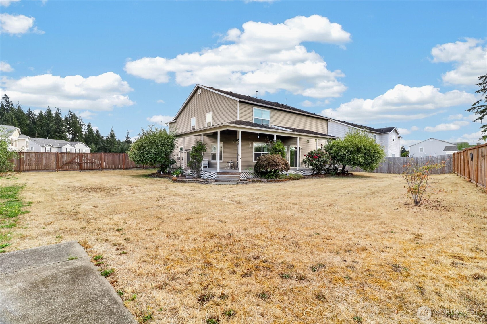 308 Easy Street Property Photo 32
