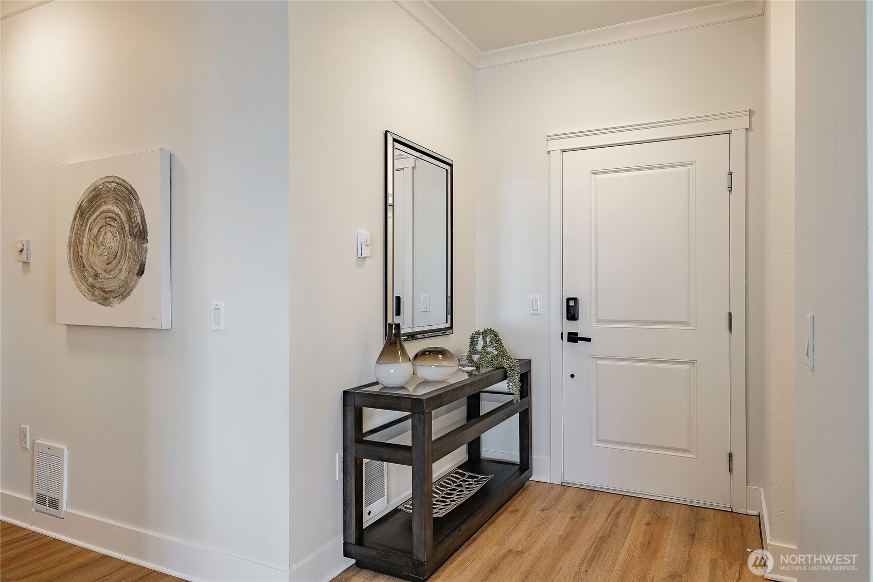 1015 Railroad Avenue 502 Property Photo 2