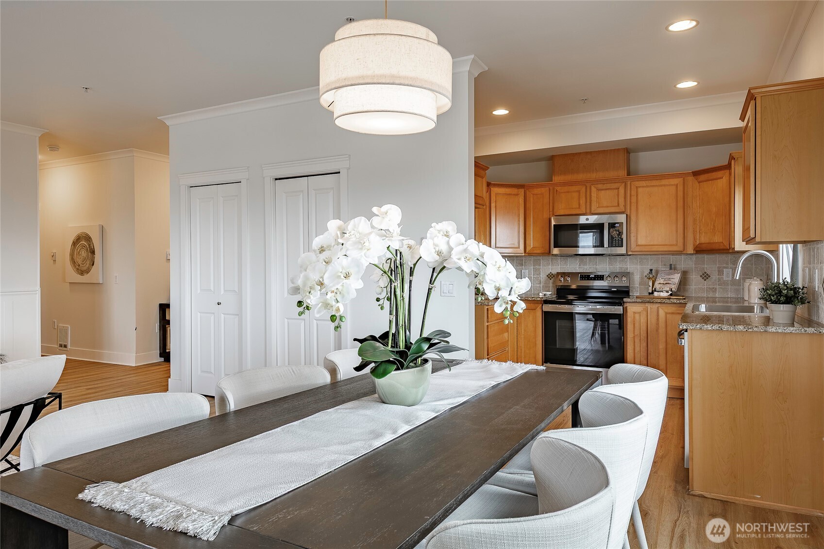 1015 Railroad Avenue 502 Property Photo 6