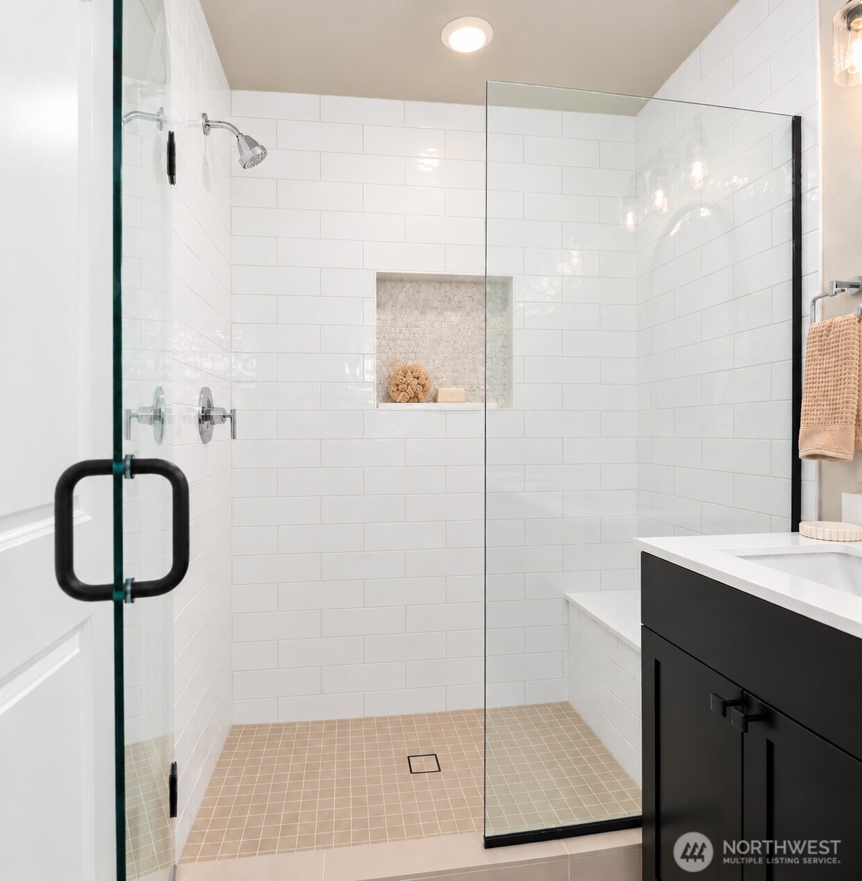 425 Parkside Walk Property Photo 13