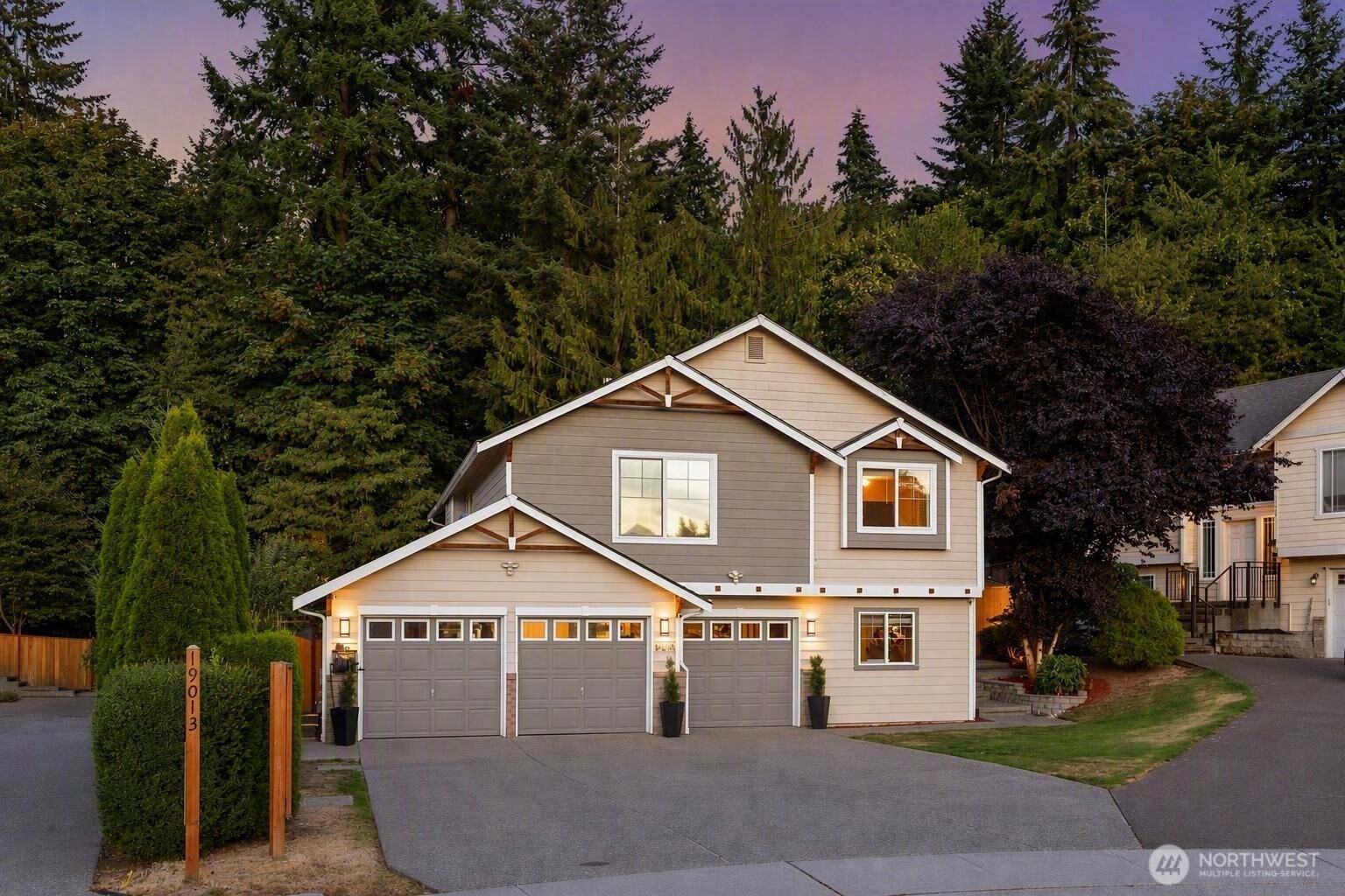 19019 20th Place Property Photo 1