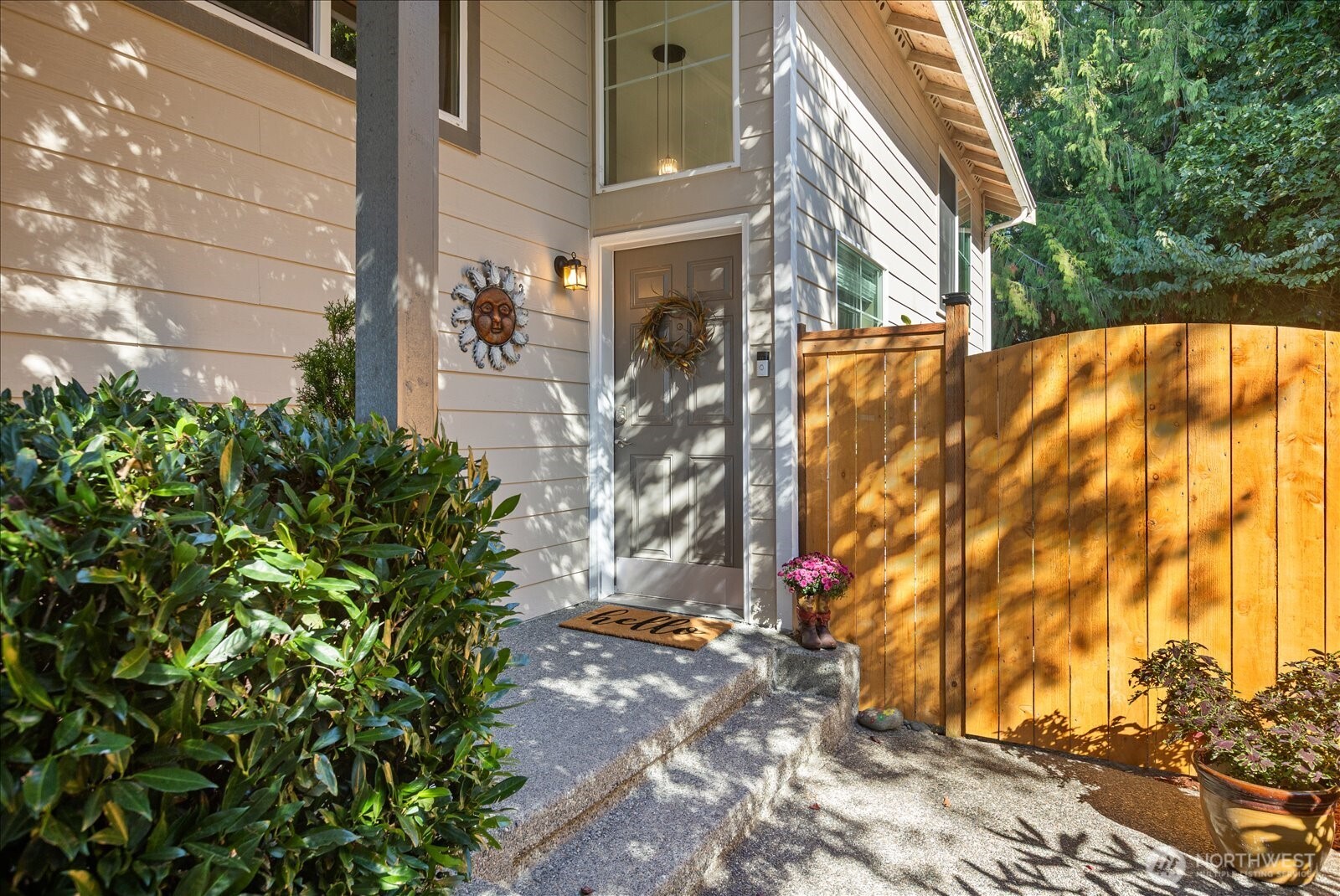 19019 20th Place Property Photo 3
