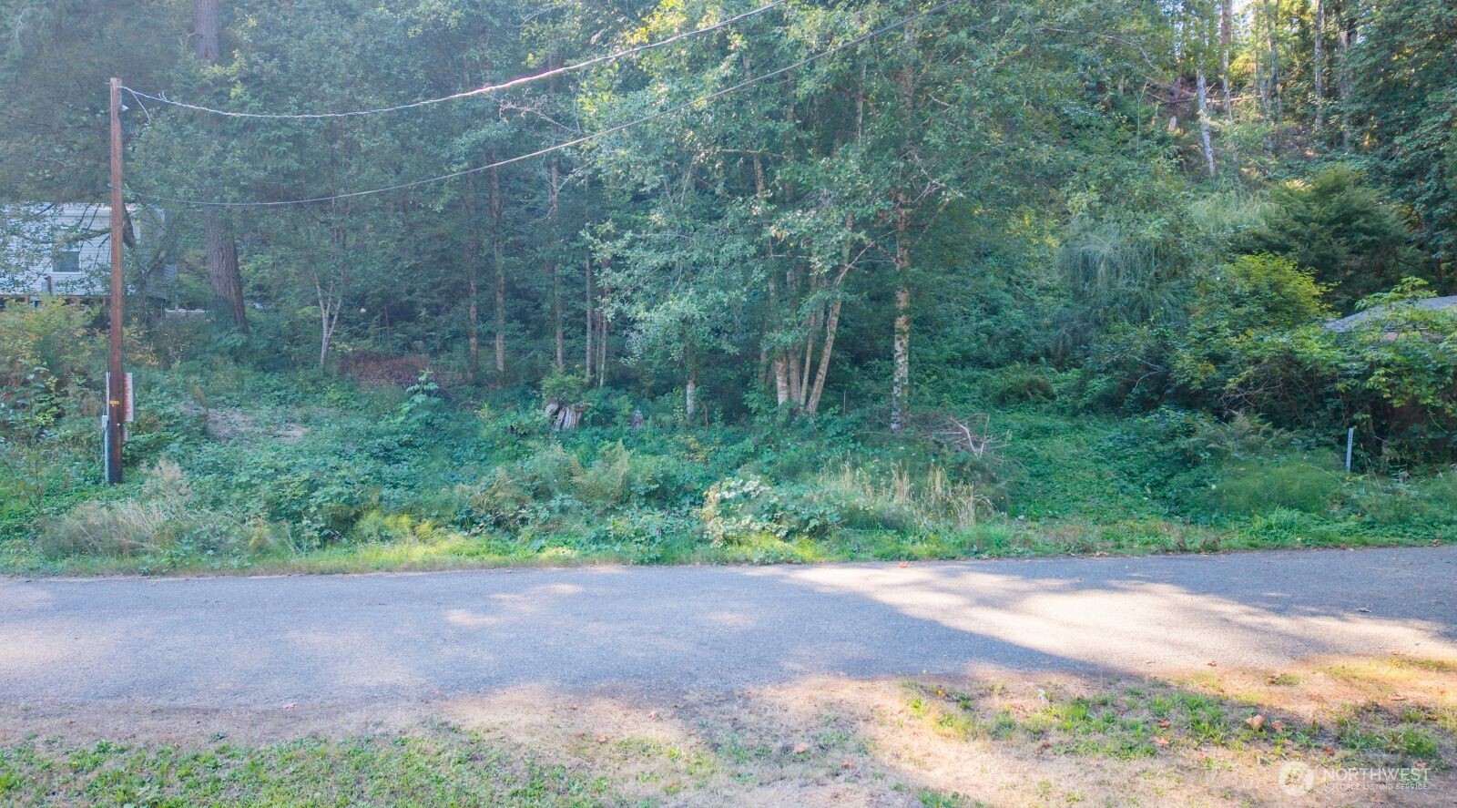 141 Ne Steelhead Drive Property Photo 4