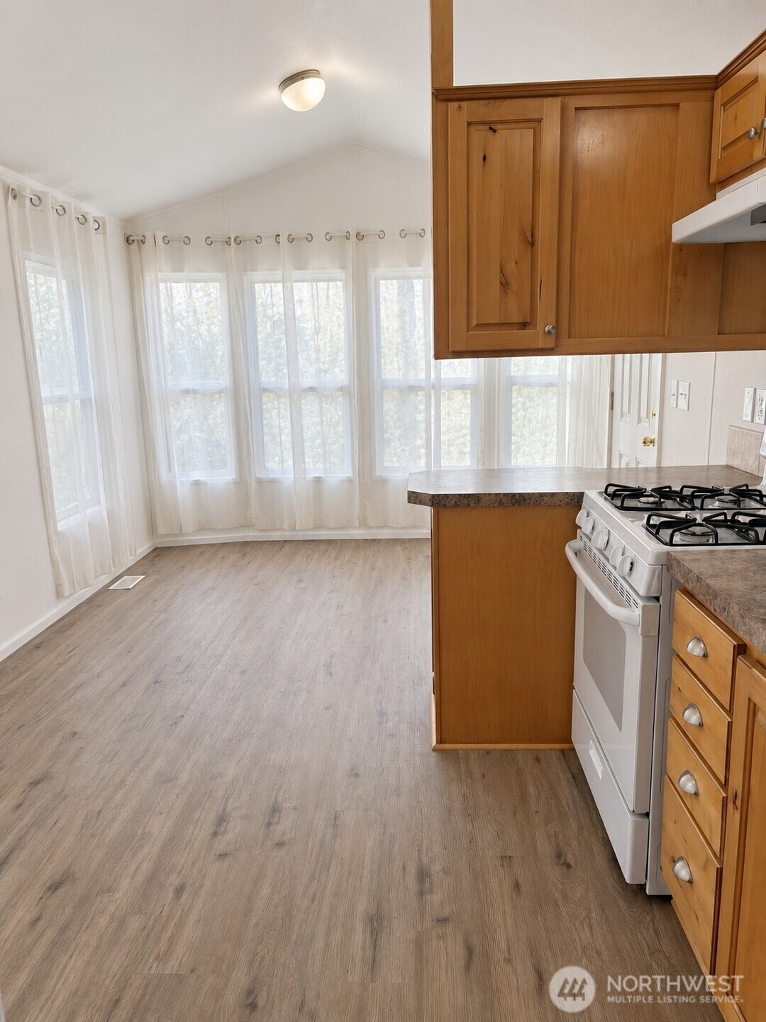 9 Blackler Street Property Photo 4