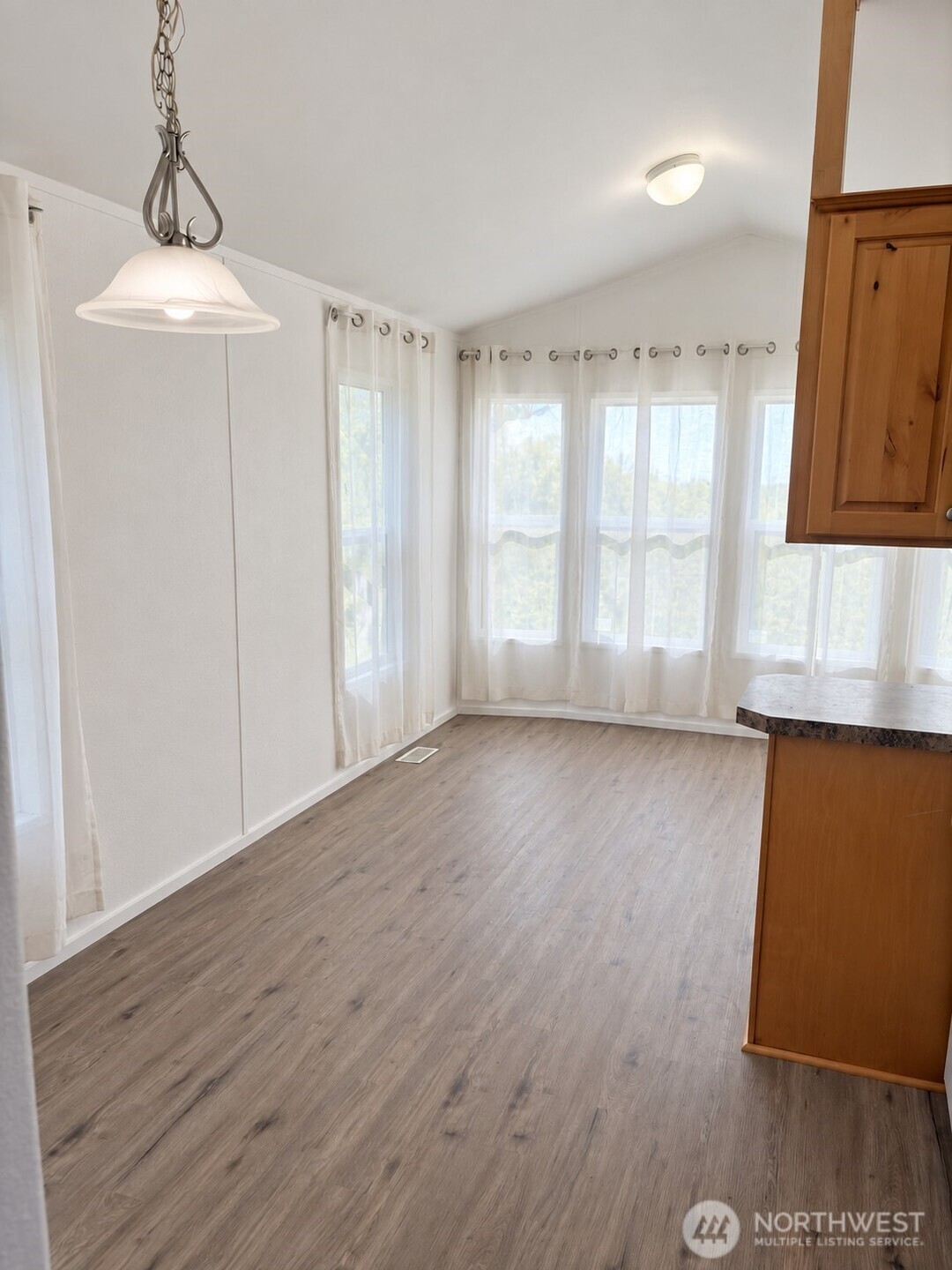 9 Blackler Street Property Photo 5