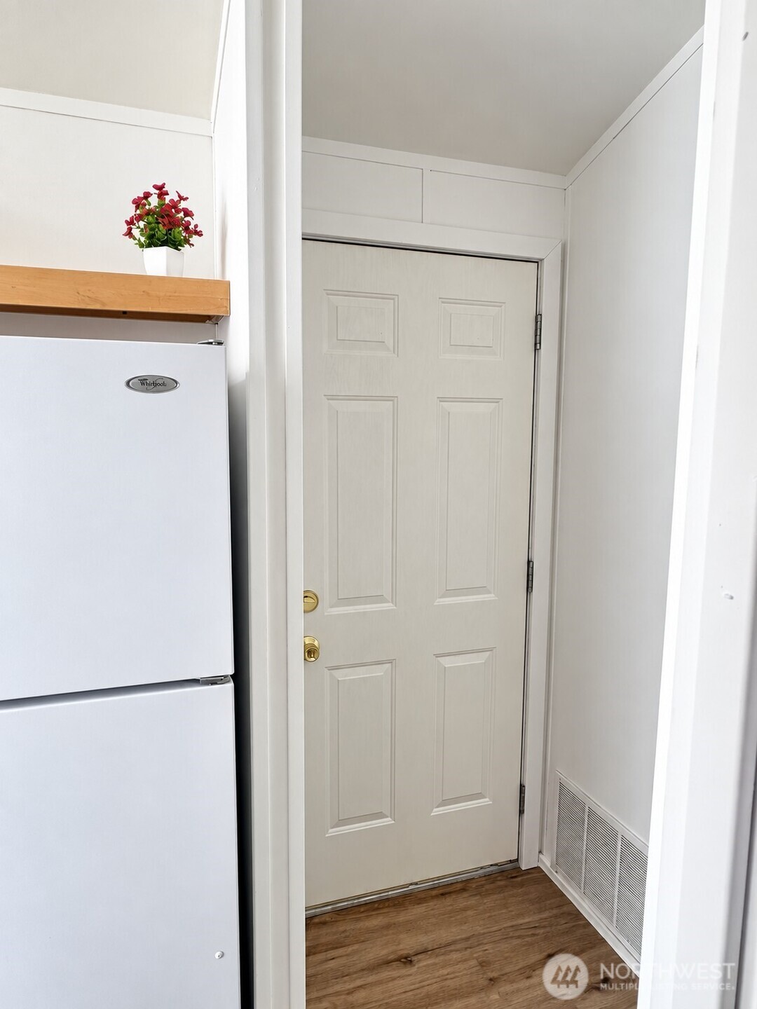 9 Blackler Street Property Photo 13