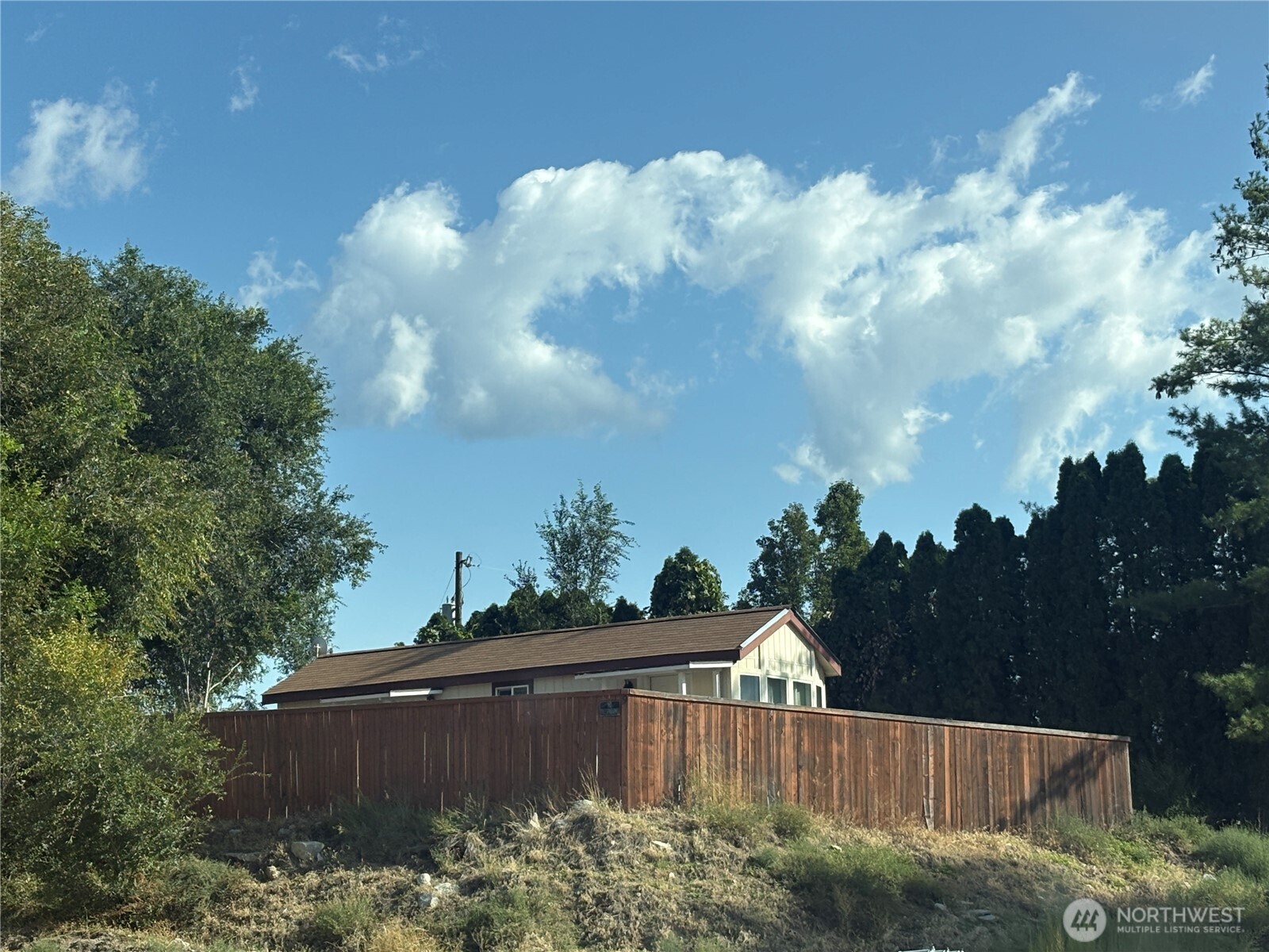 9 Blackler Street Property Photo 32