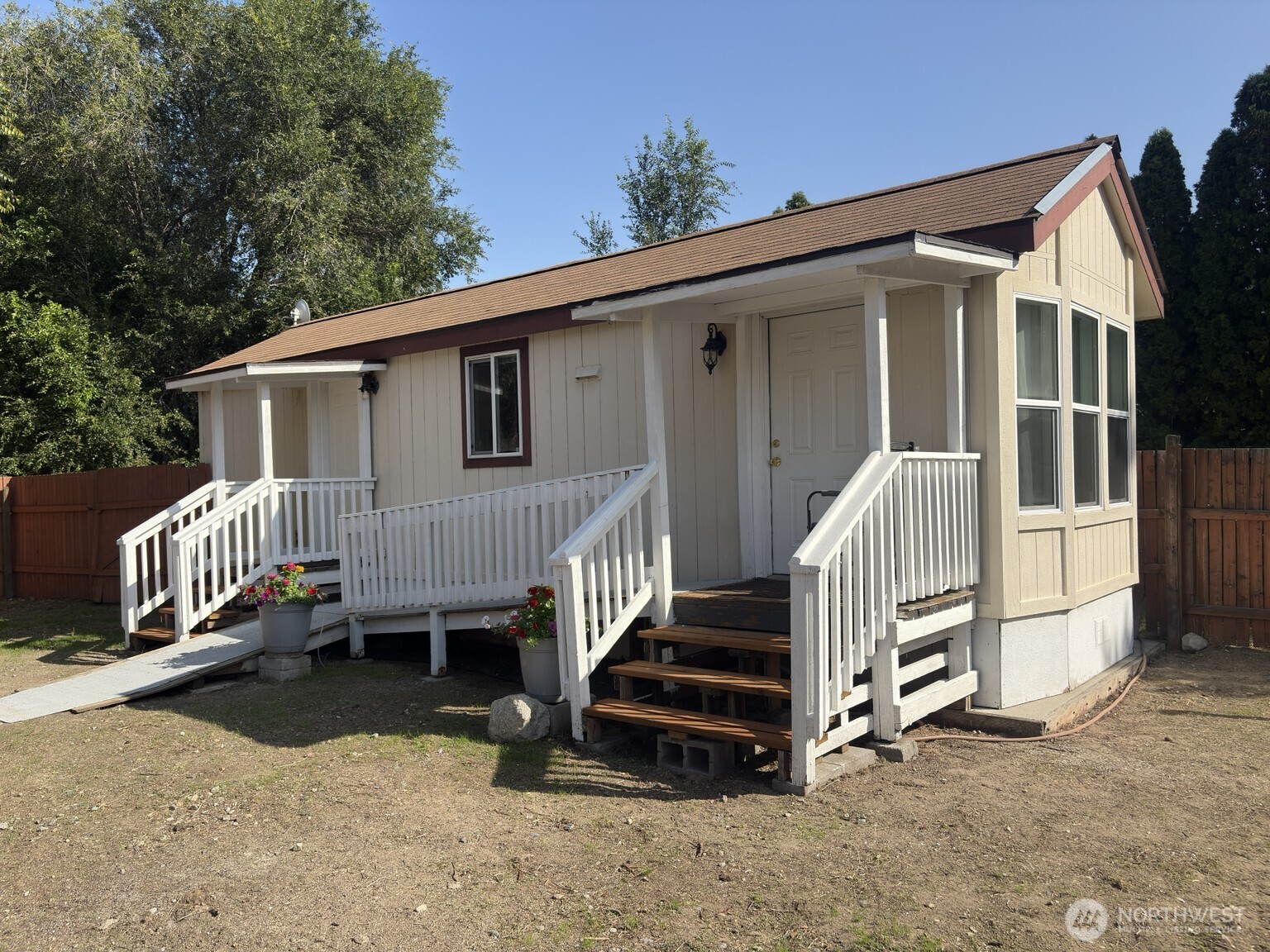 9 Blackler Street Property Photo 33