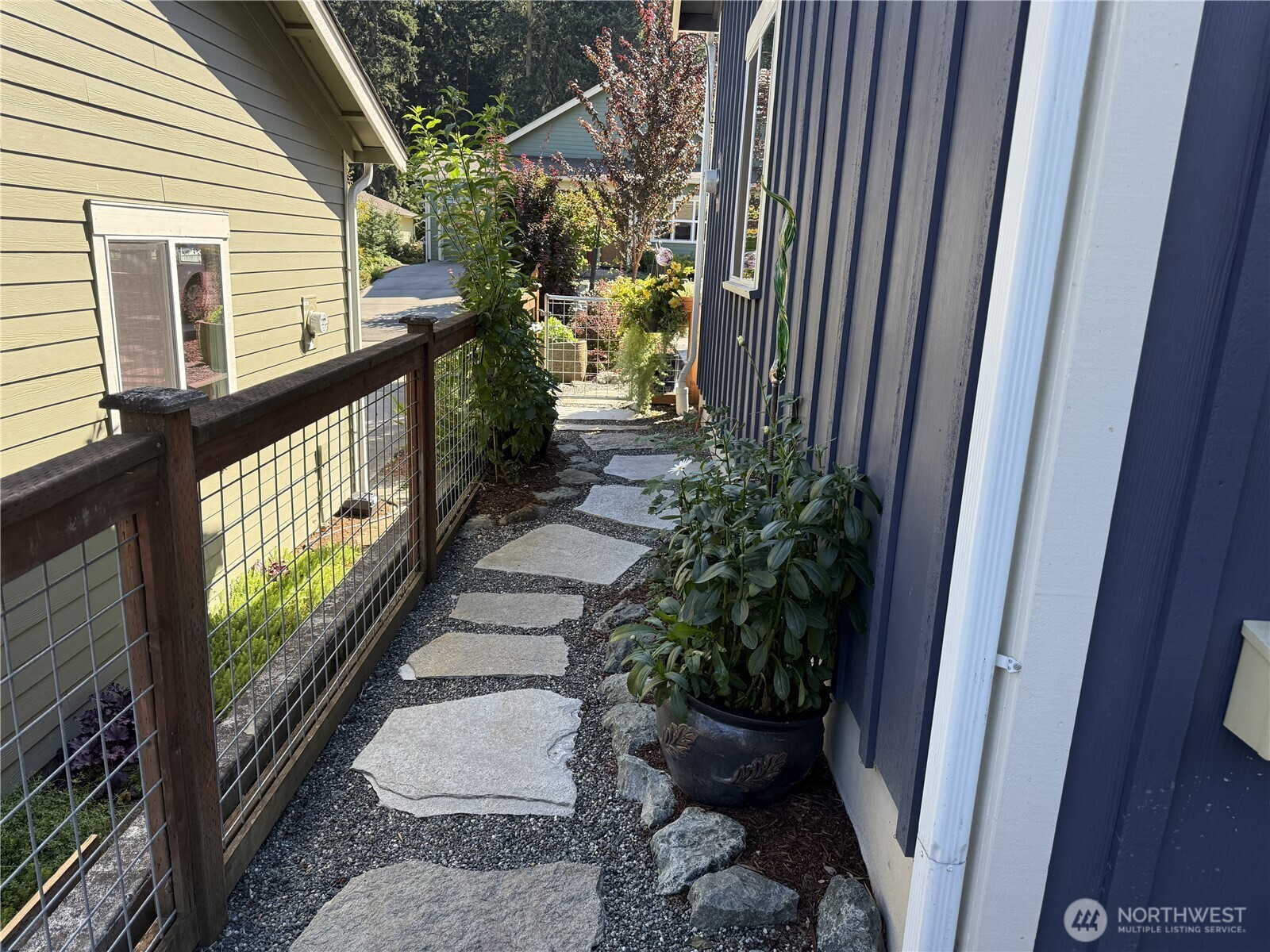 223 Clover Court Property Photo 25