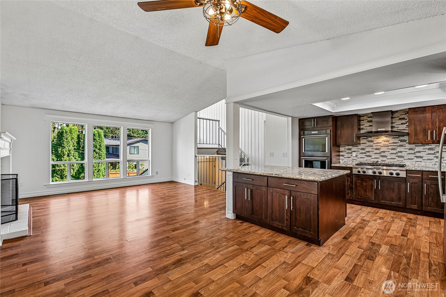 13530 Meridian Avenue Property Photo 13