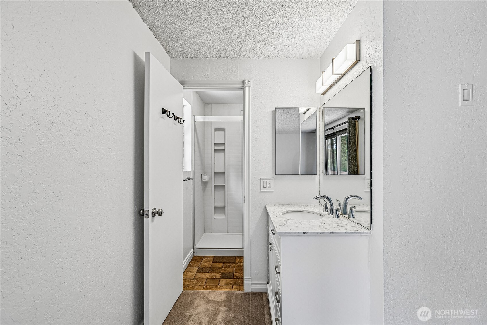 13530 Meridian Avenue Property Photo 19