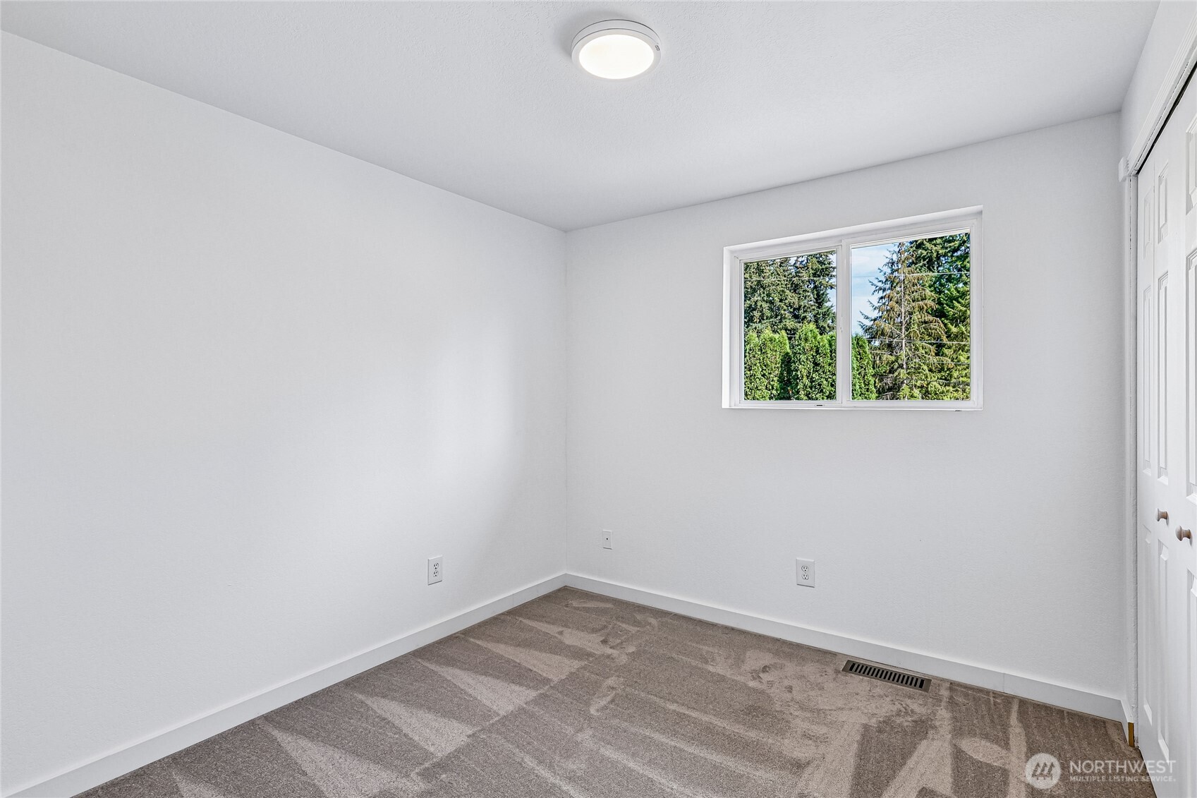 13530 Meridian Avenue Property Photo 23