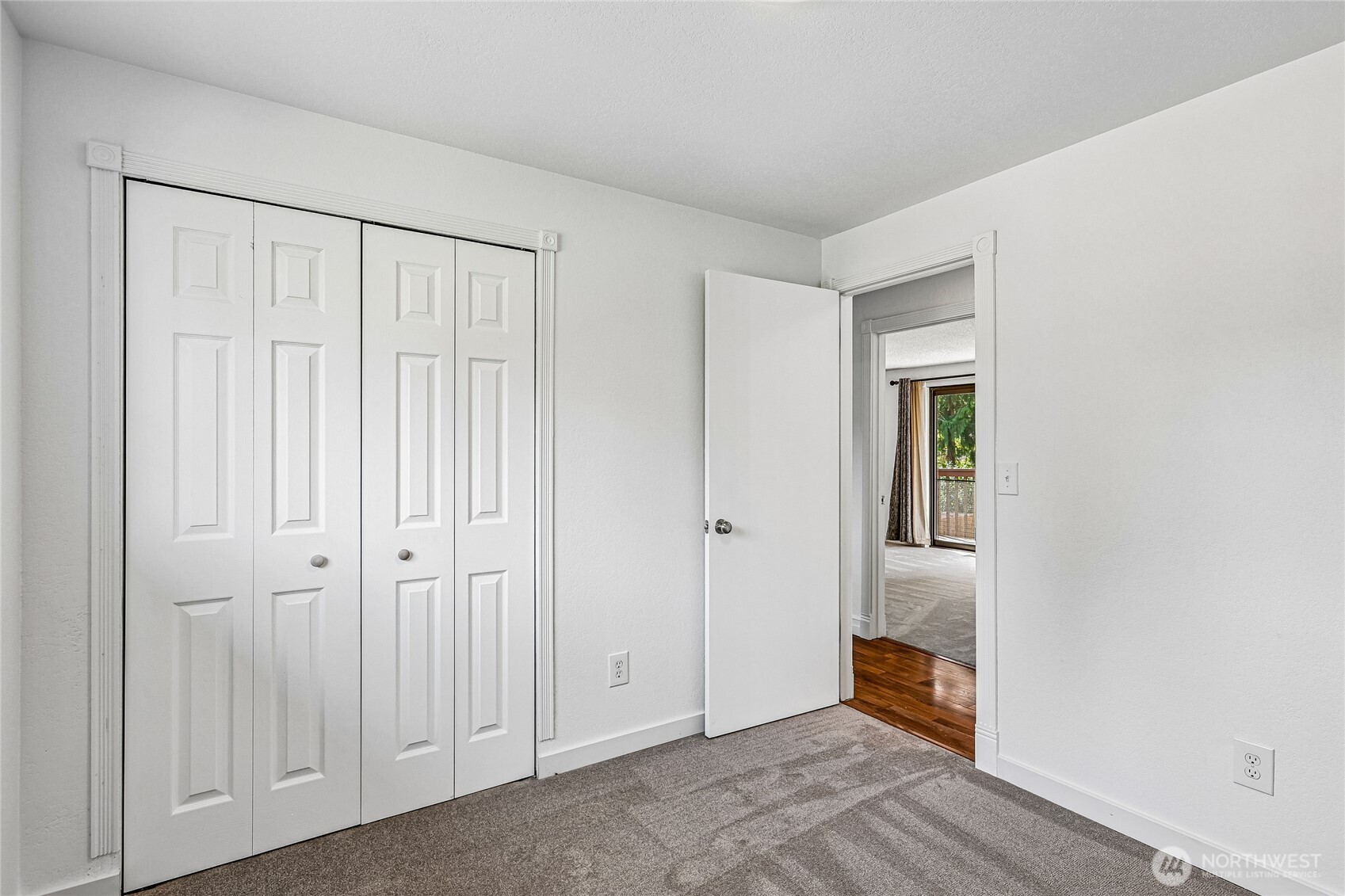 13530 Meridian Avenue Property Photo 24