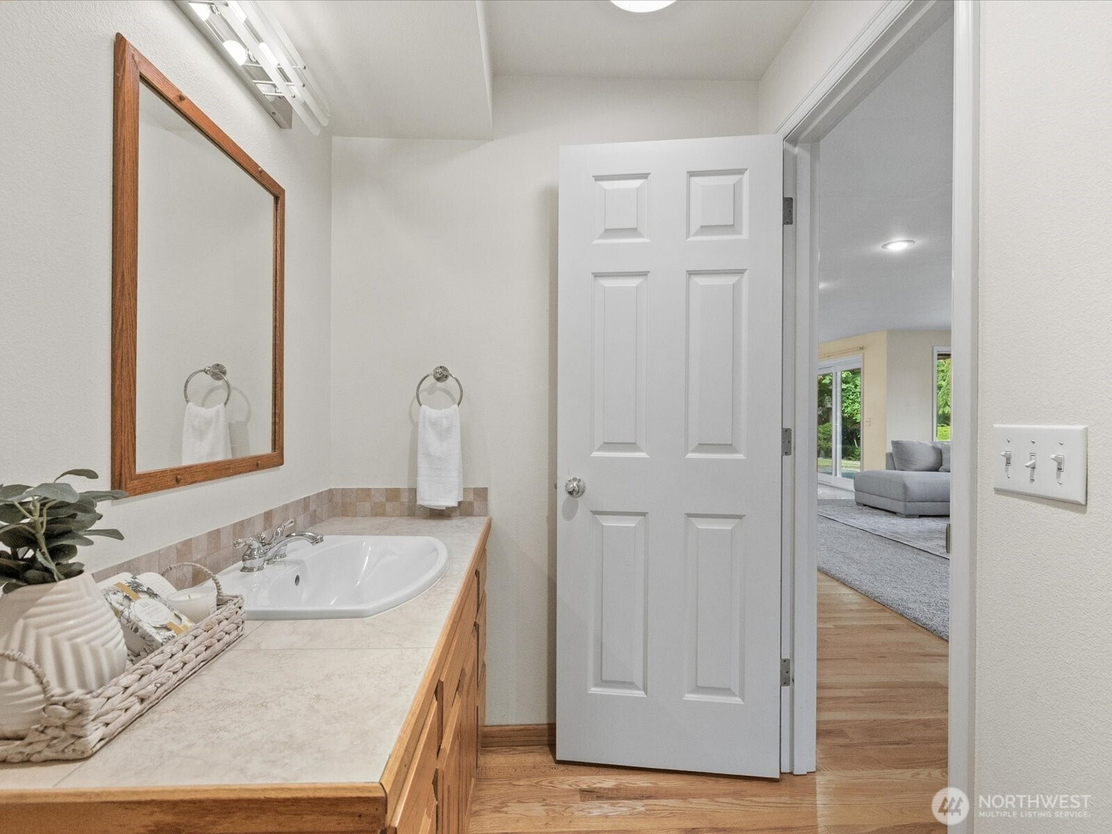 5032 Narbeck Avenue Property Photo 10