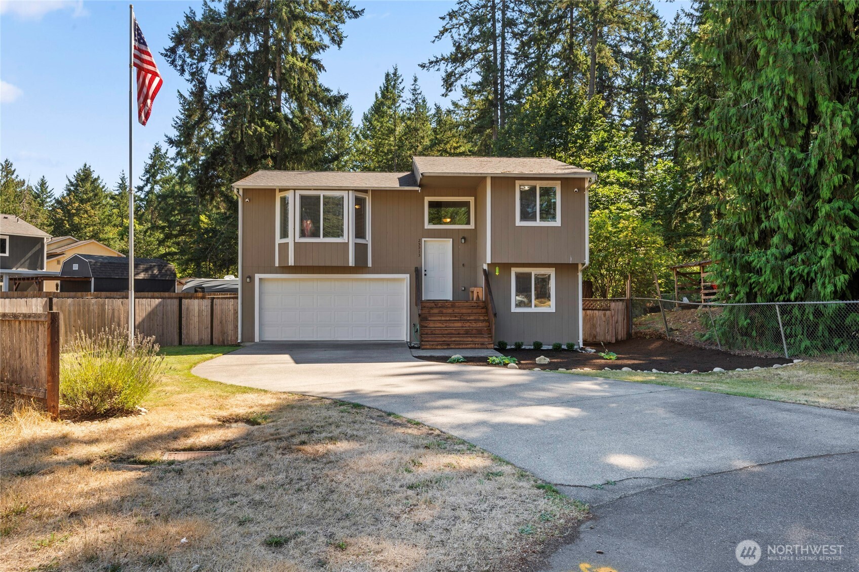 25513 33rd Avenue Property Photo 2