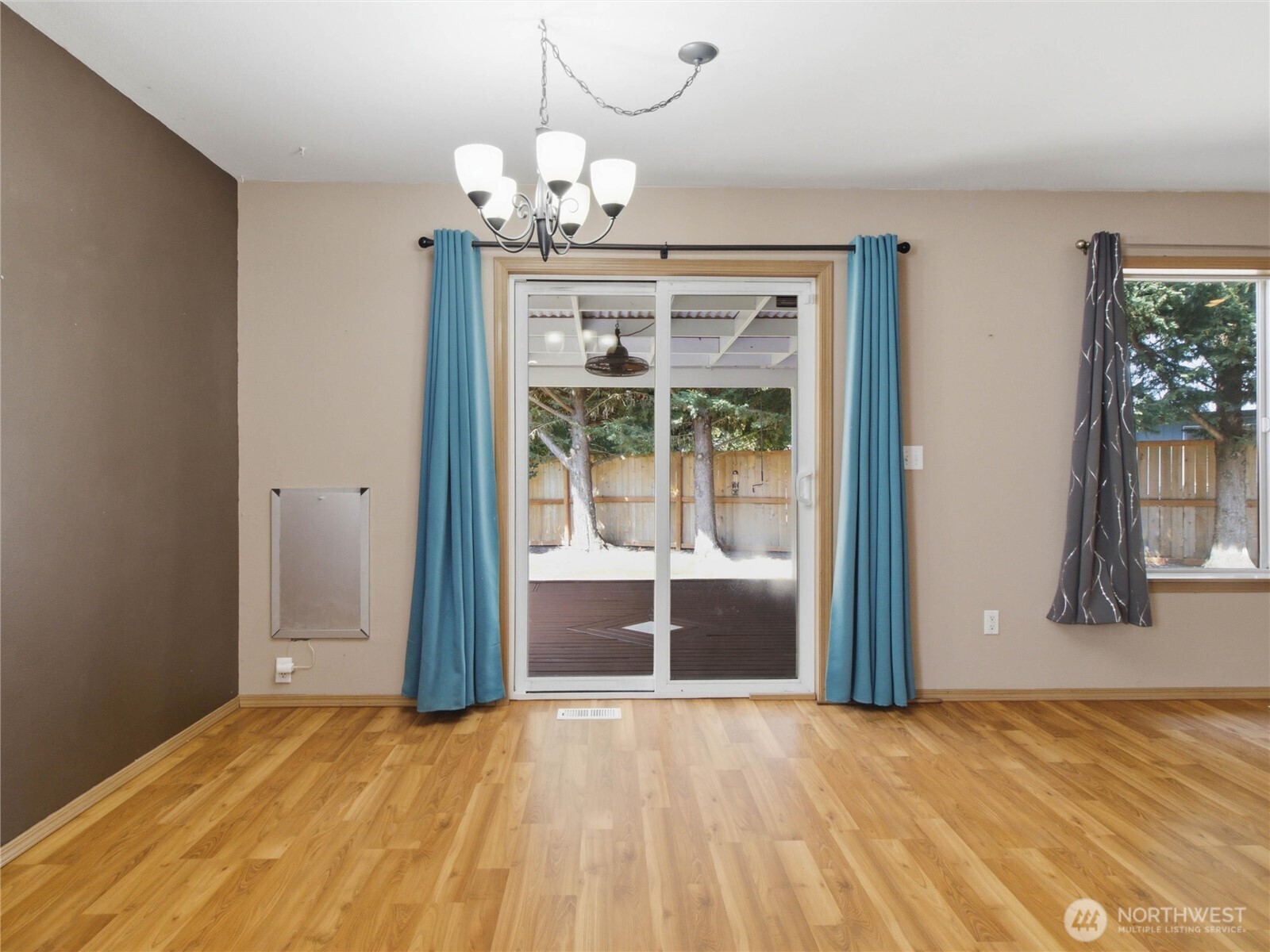6619 133rd Street Property Photo 6