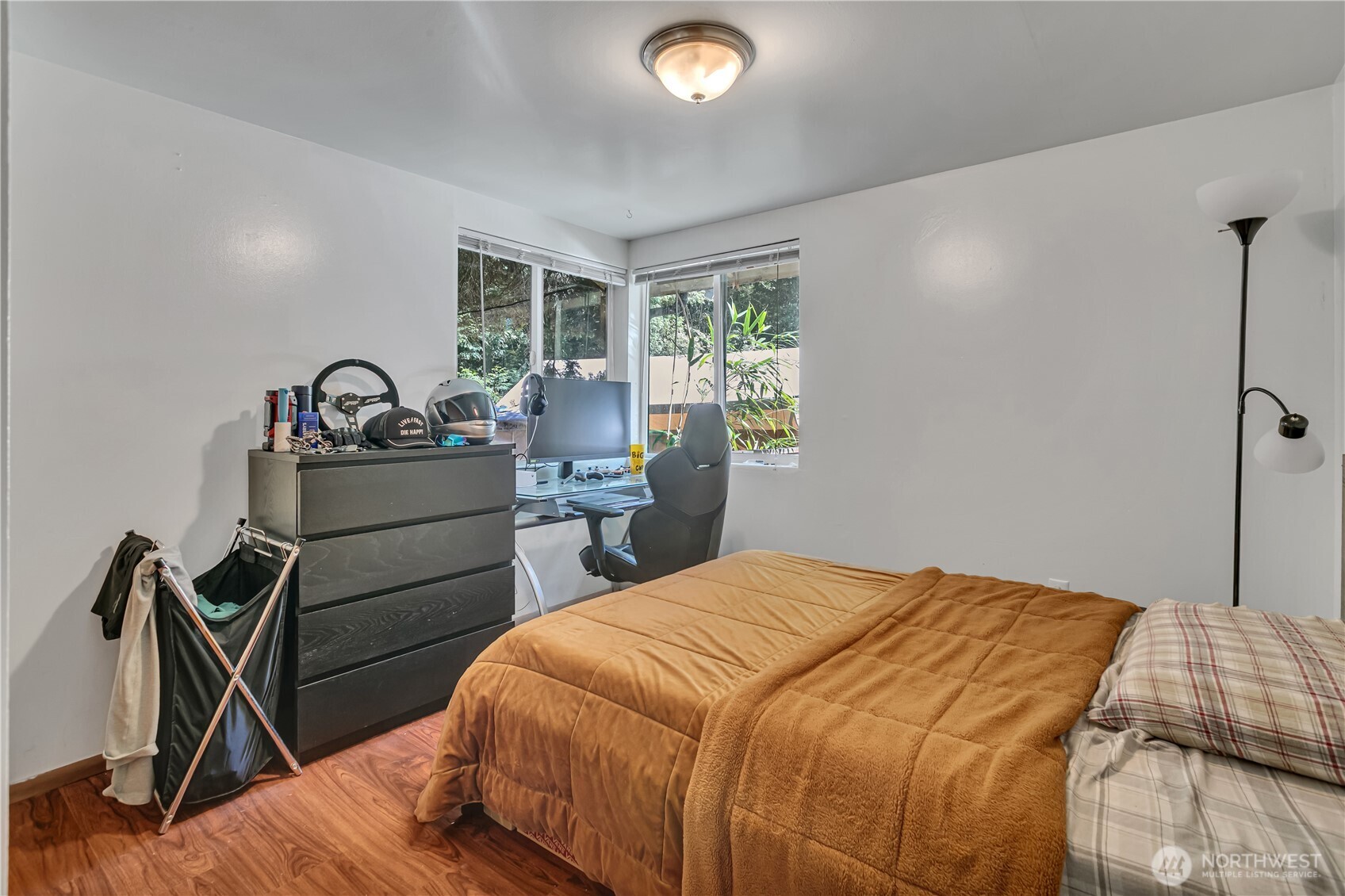 13403 Redmond Way Property Photo 11