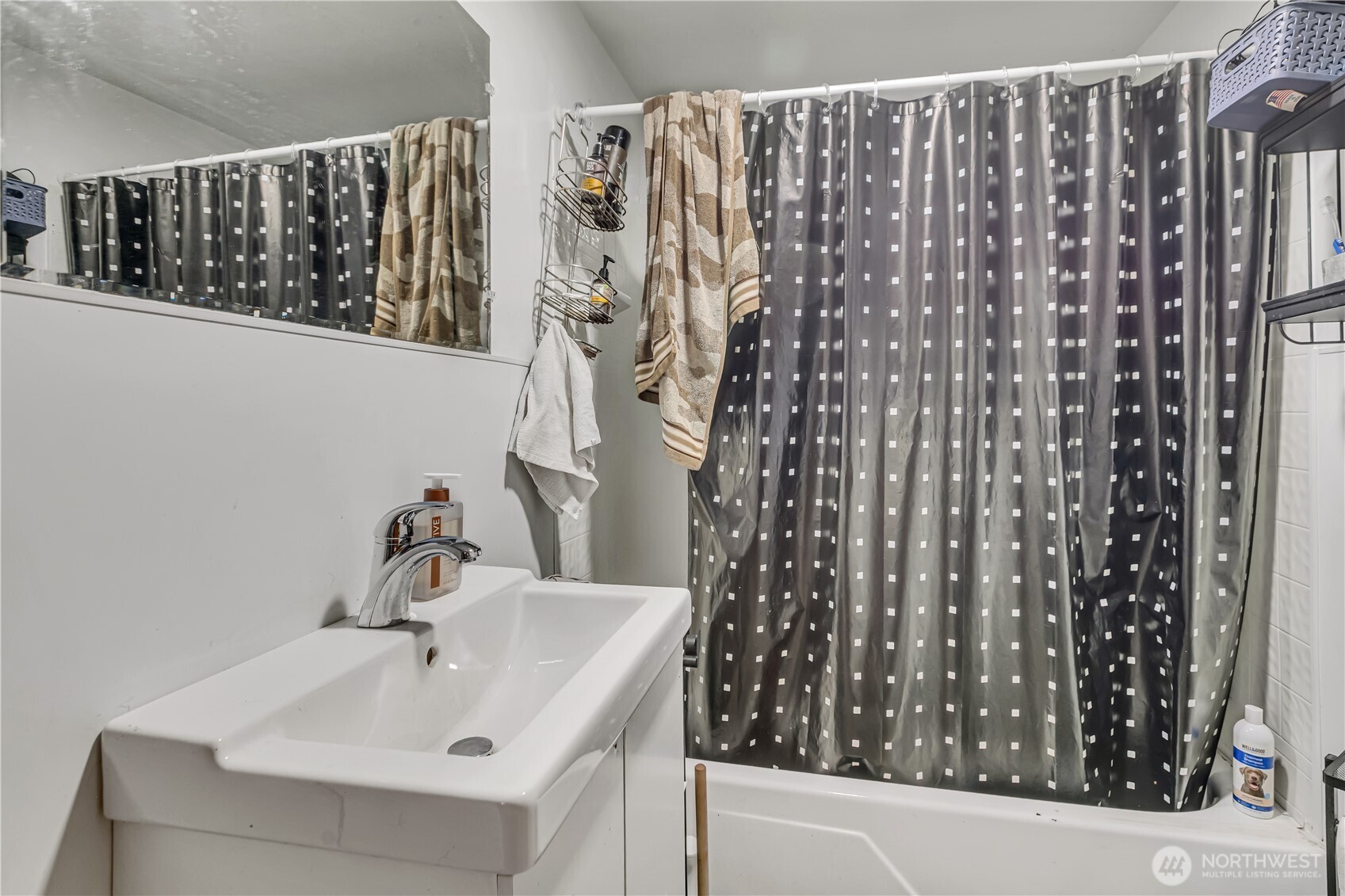 13403 Redmond Way Property Photo 14