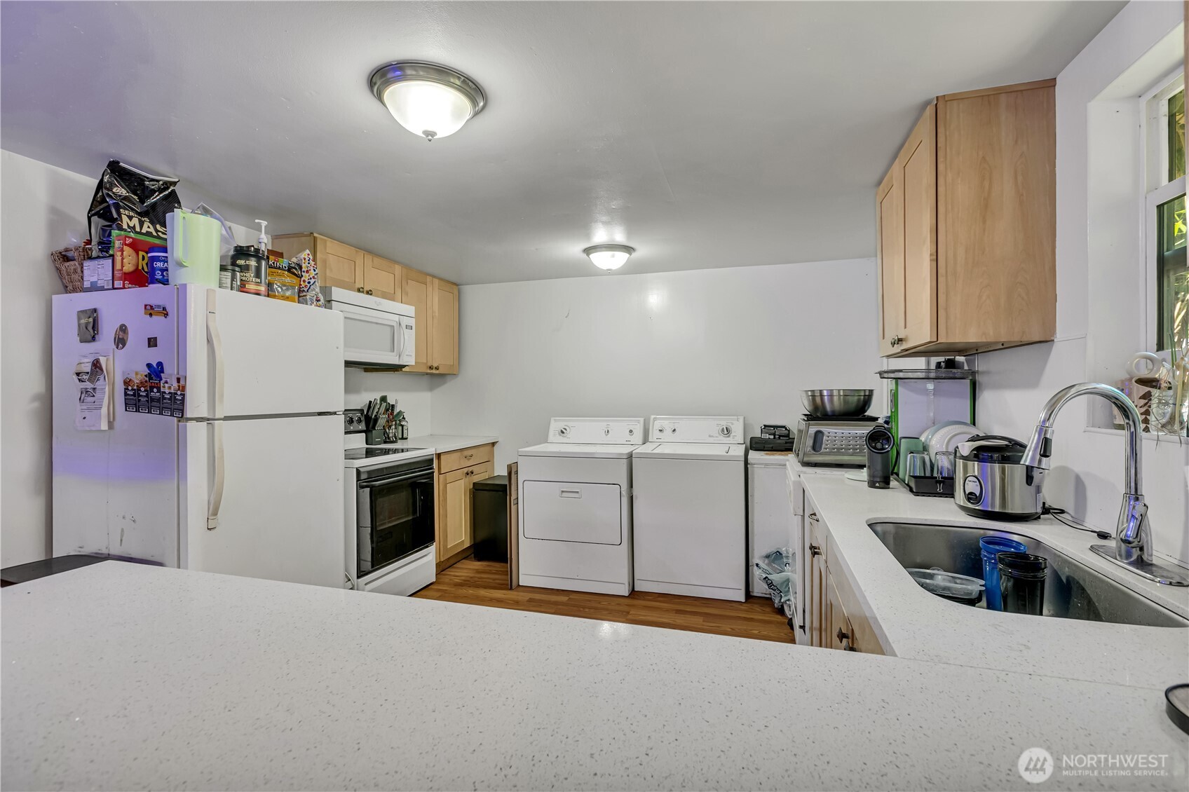 13403 Redmond Way Property Photo 15