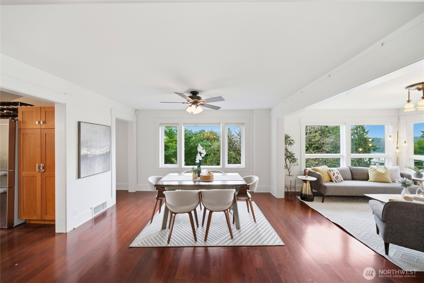 12015 Exeter Avenue Property Photo 8