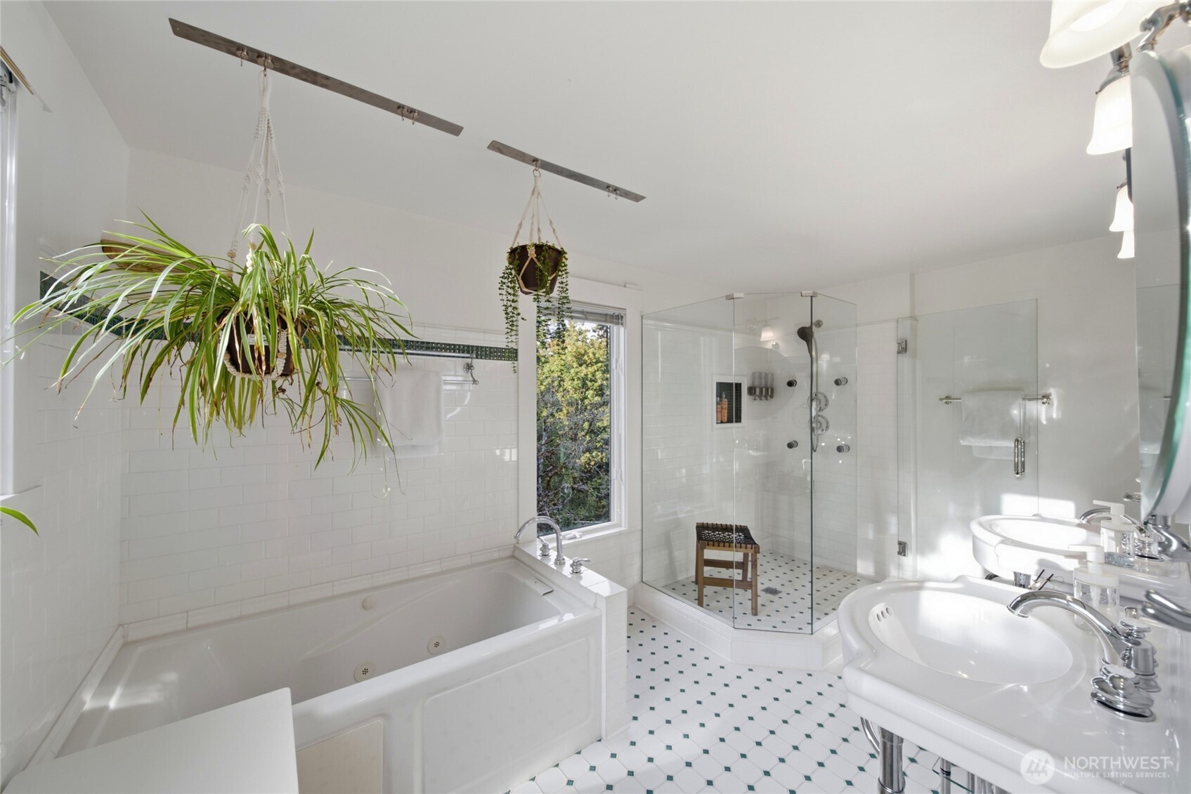 12015 Exeter Avenue Property Photo 25