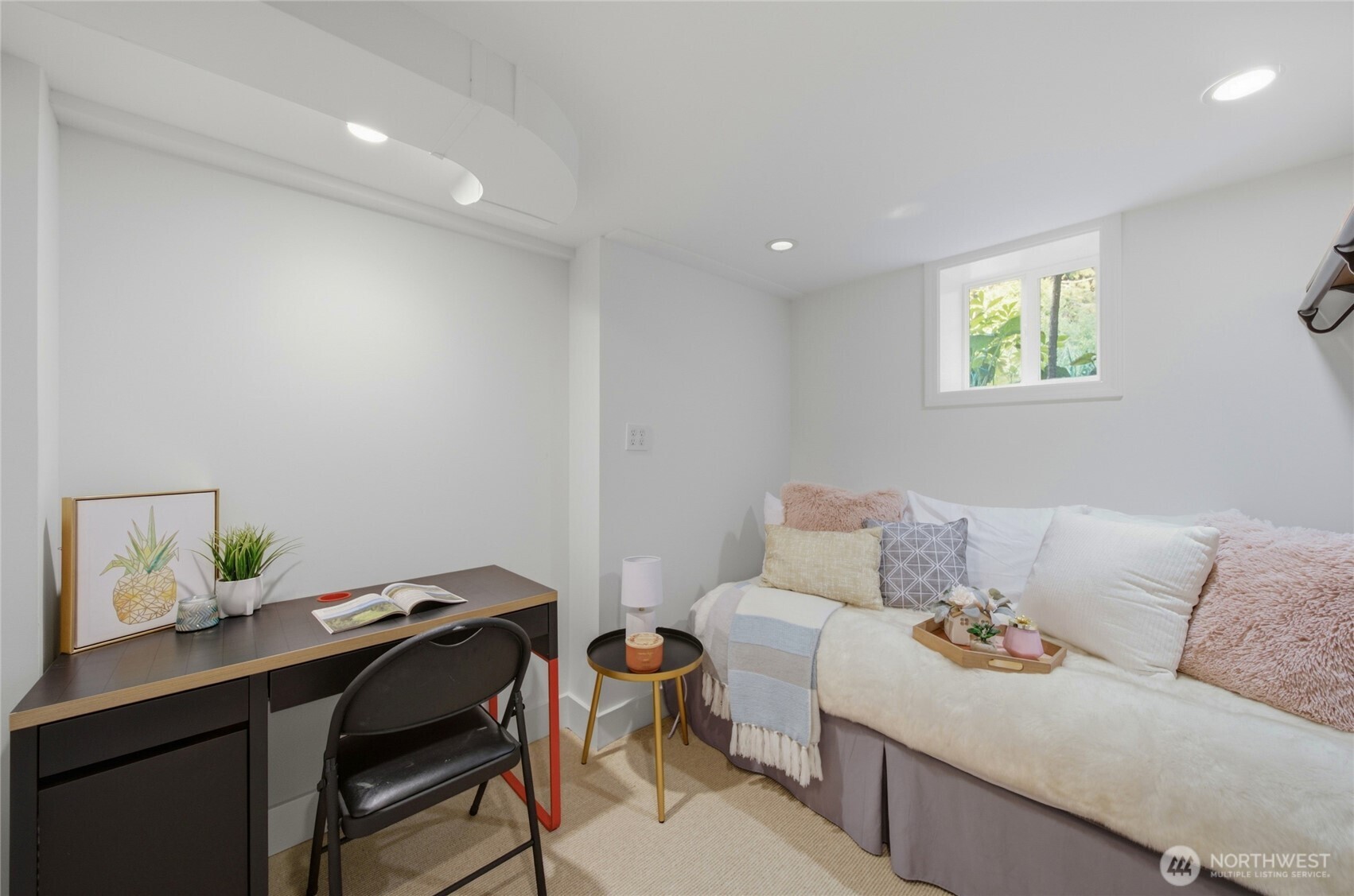 12015 Exeter Avenue Property Photo 27