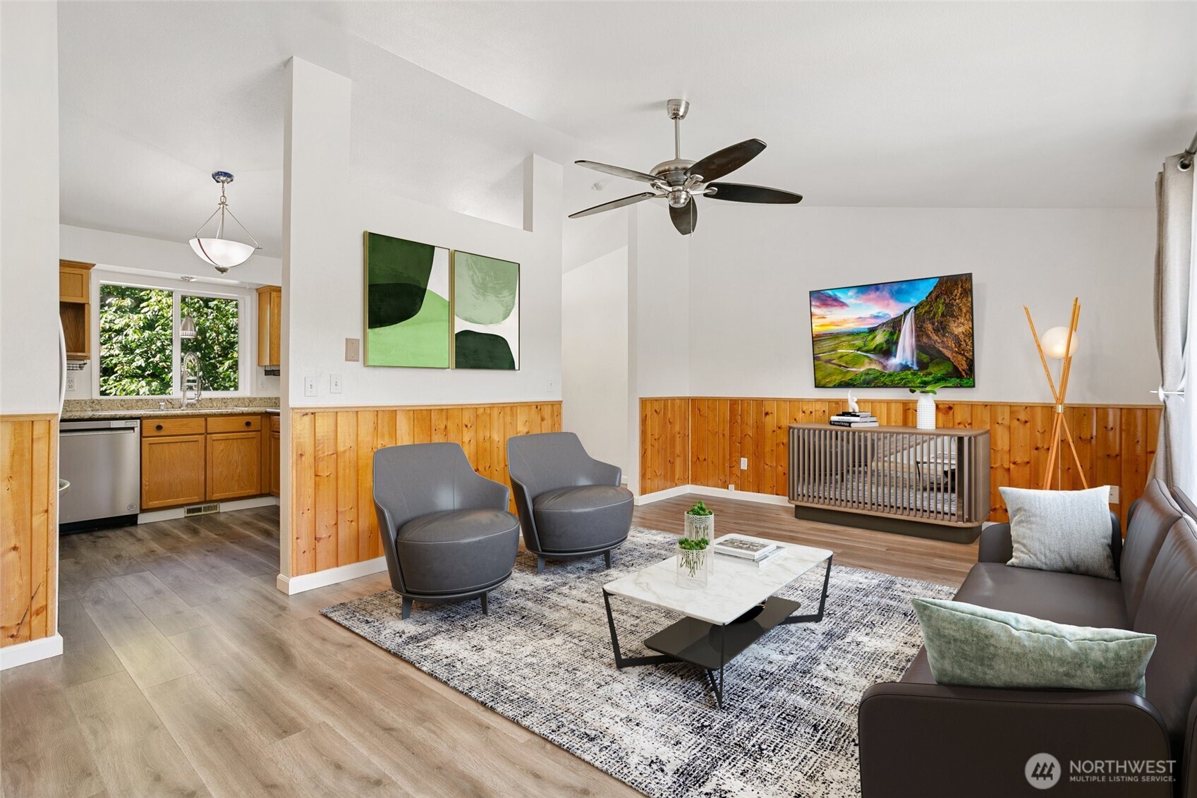9915 Marine Drive Property Photo 7