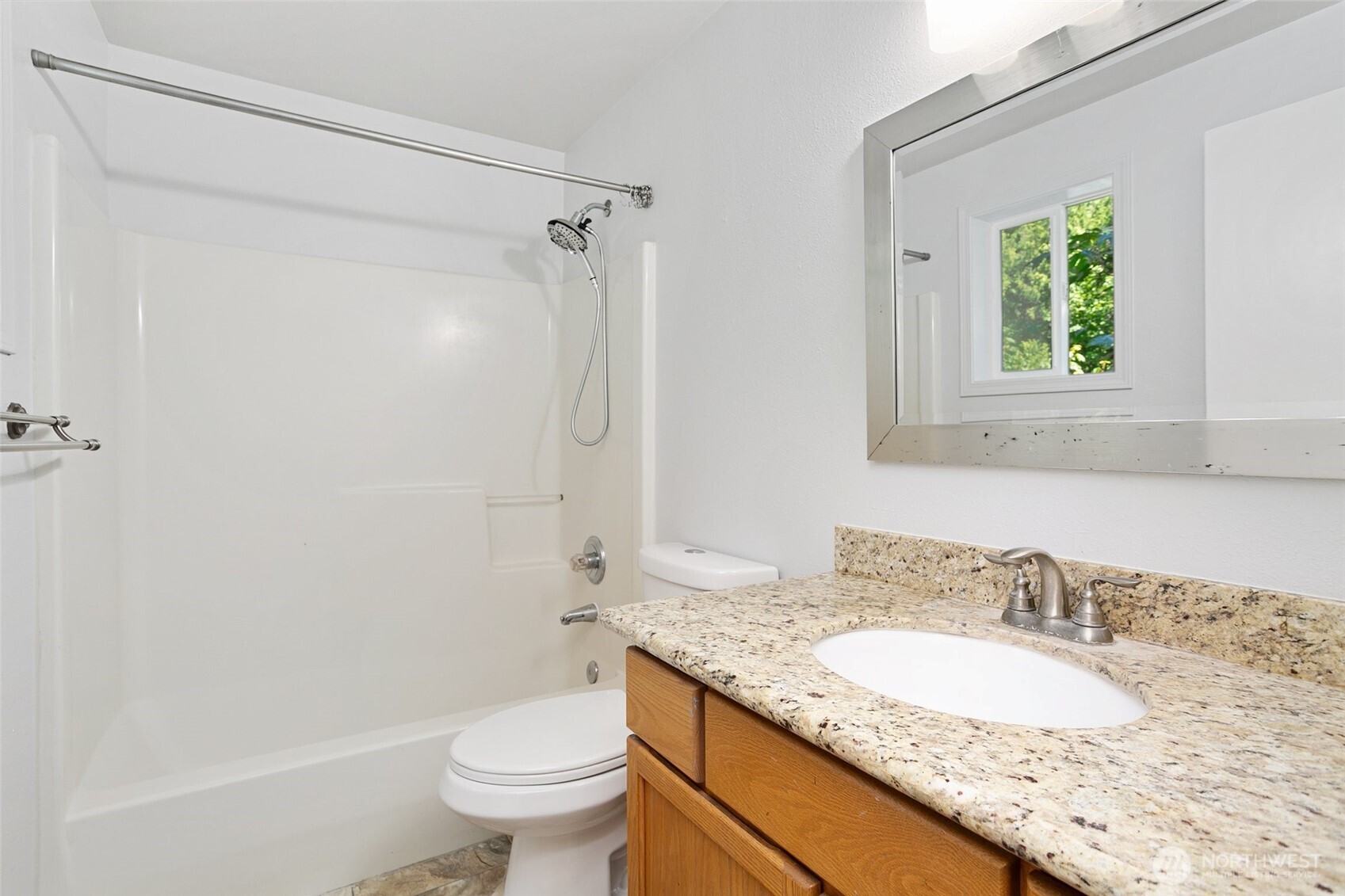 9915 Marine Drive Property Photo 18