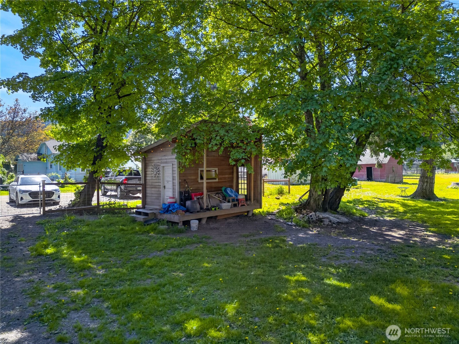 2115 Valley Highway Property Photo 40