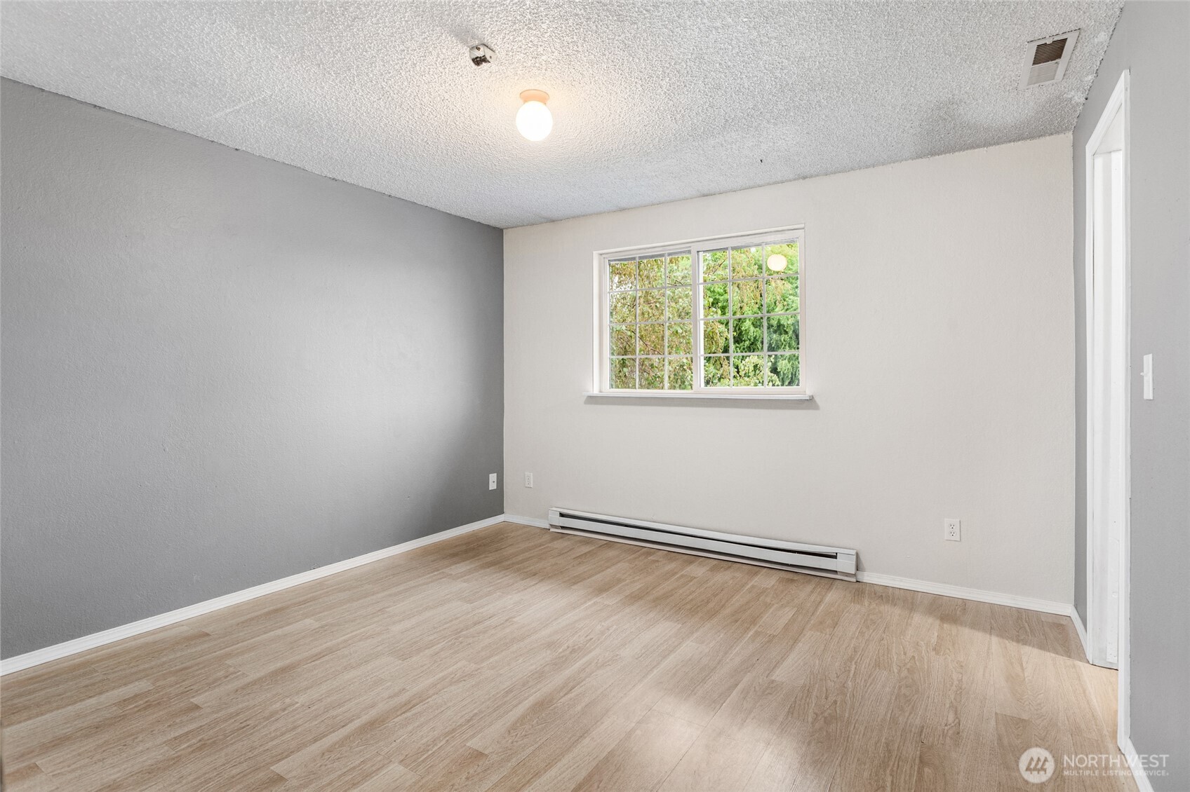 1711 S 66th Avenue Property Photo 10