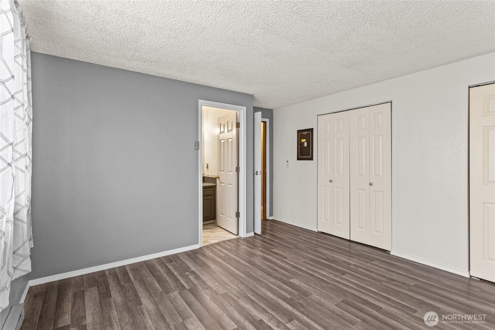 1711 S 66th Avenue Property Photo 11