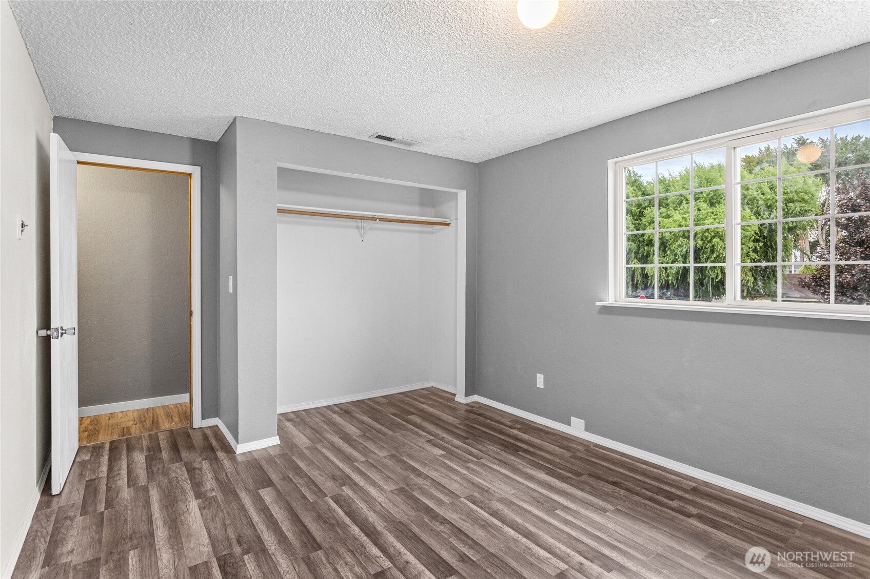 1711 S 66th Avenue Property Photo 13