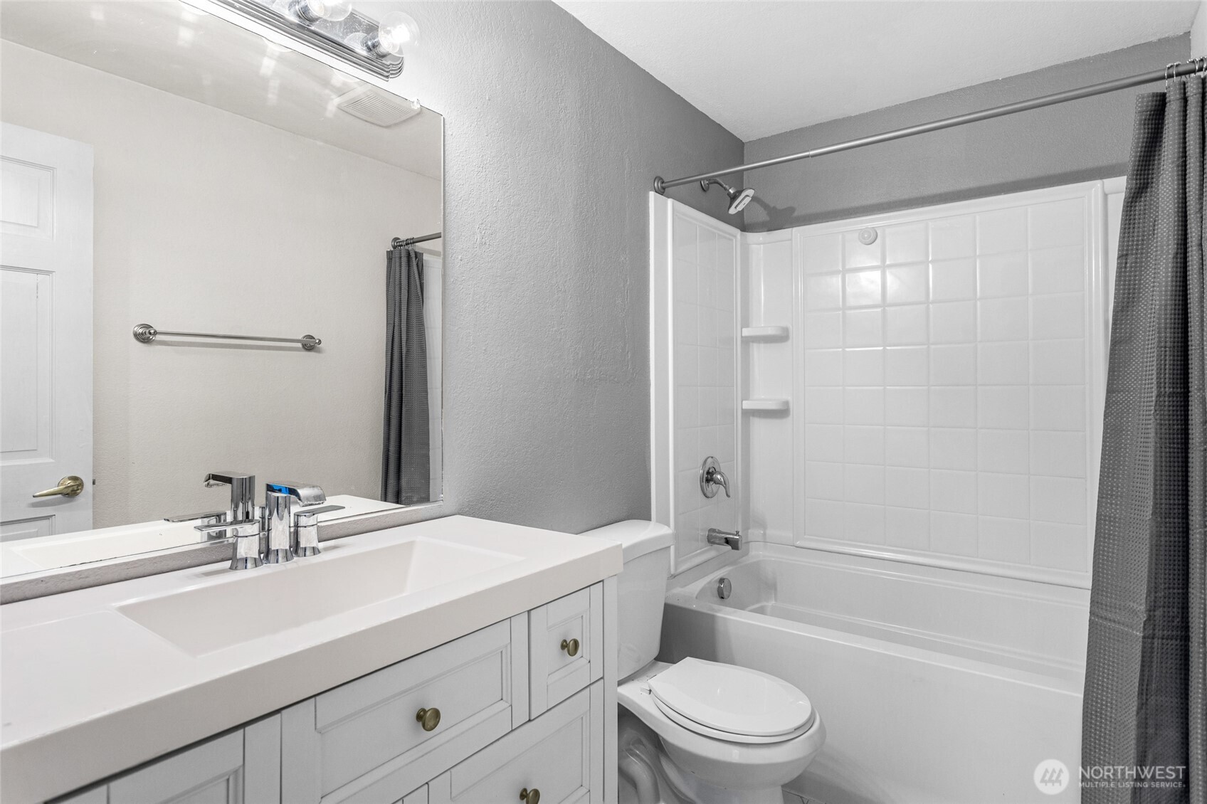 1711 S 66th Avenue Property Photo 15