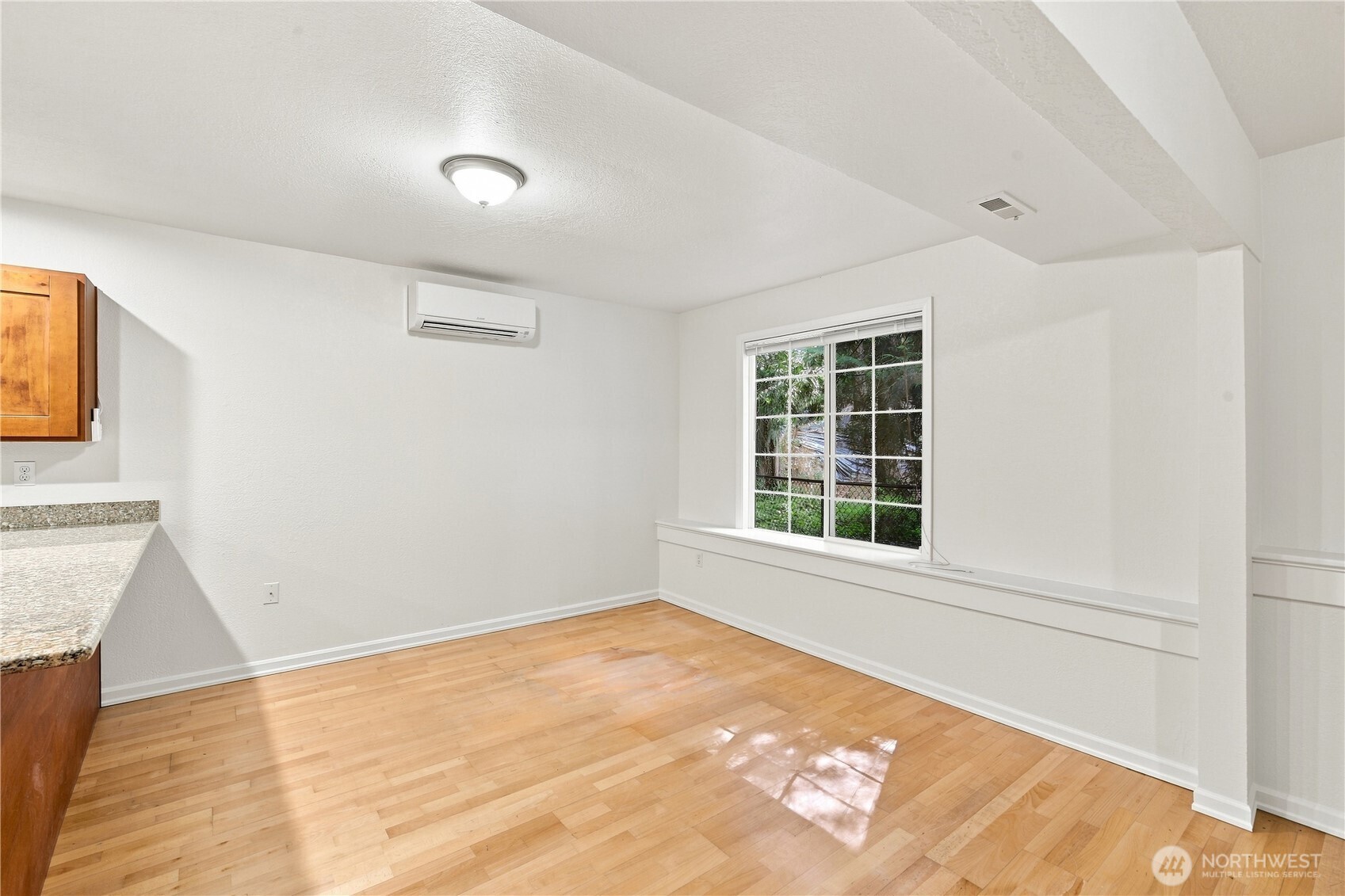 1218 209th Avenue B Property Photo 12
