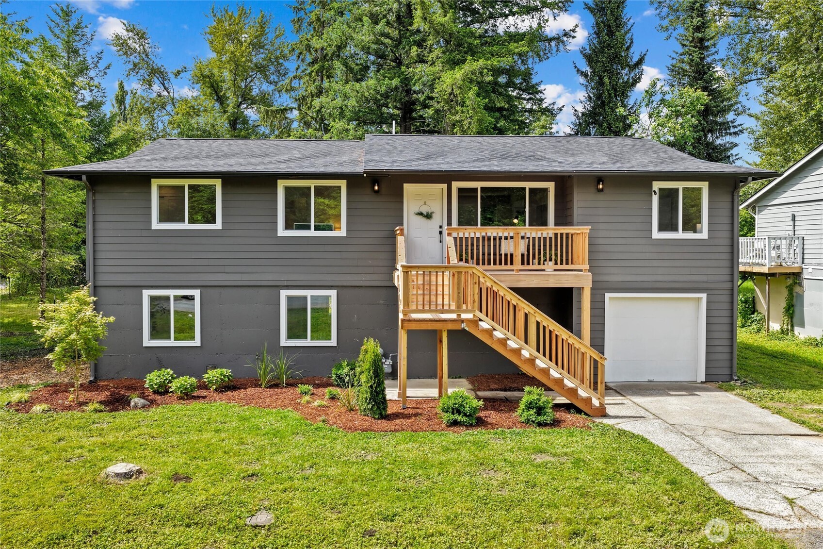39845 Se Spruce Street Property Photo 1