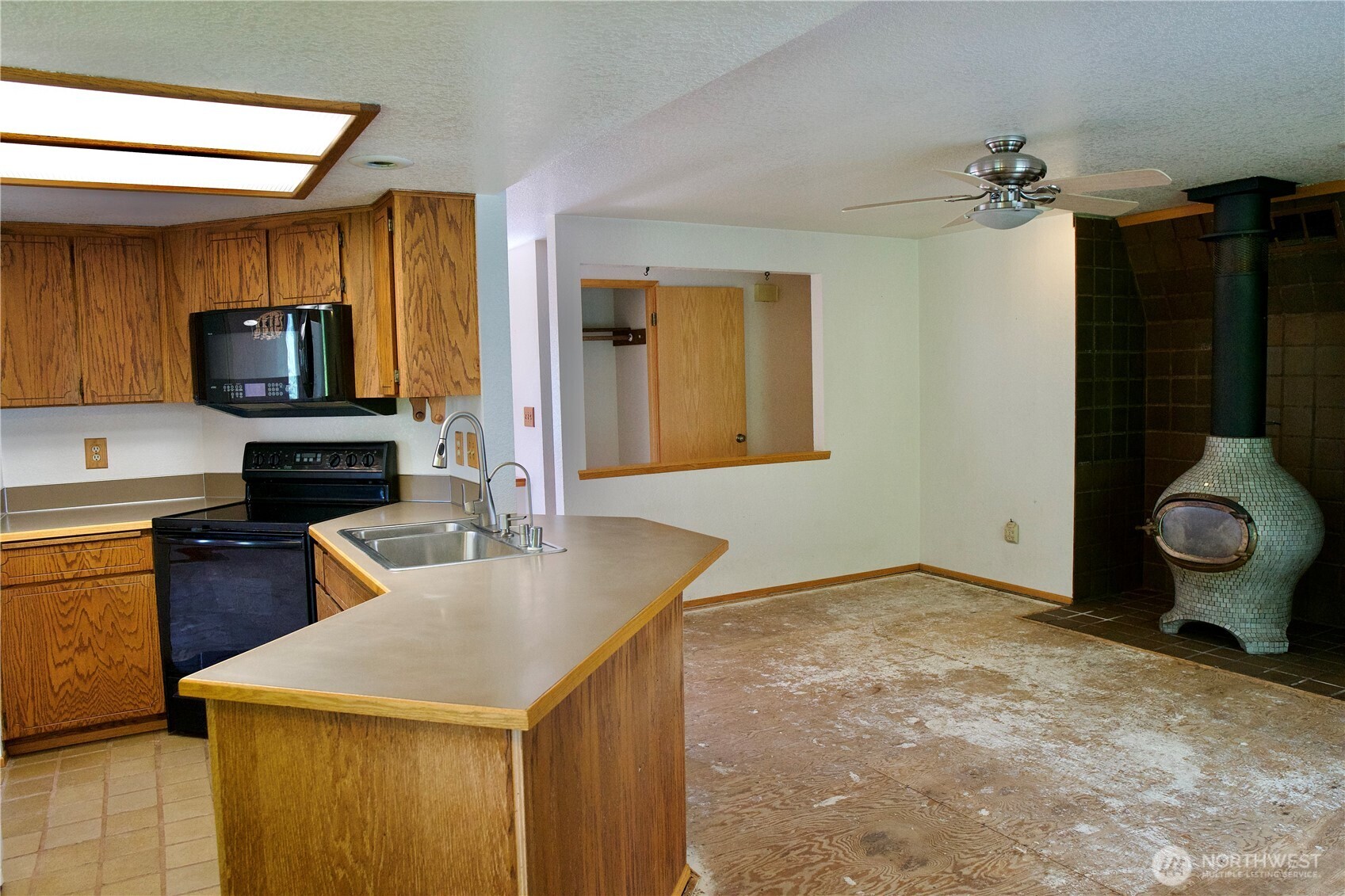 425 Se 169th Street Property Photo 6