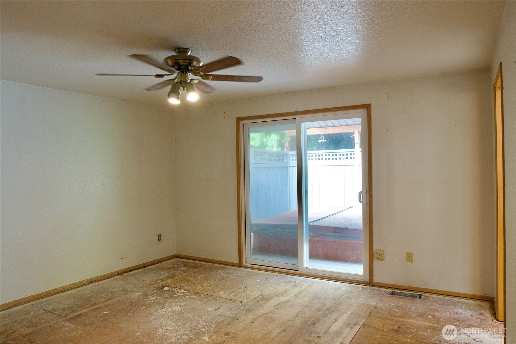 425 Se 169th Street Property Photo 7