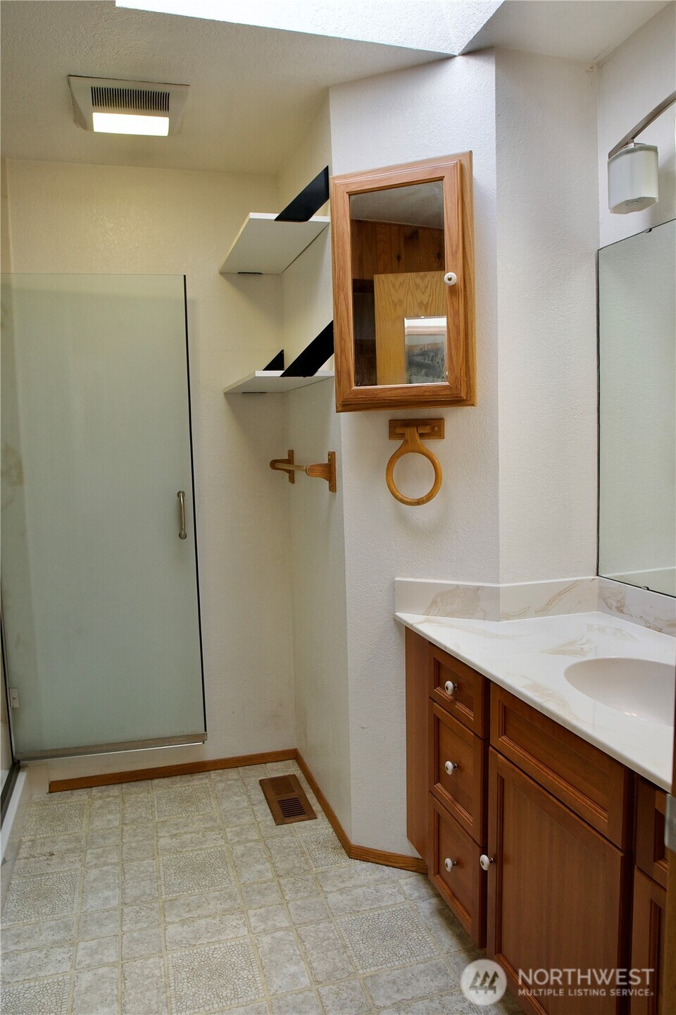 425 Se 169th Street Property Photo 8