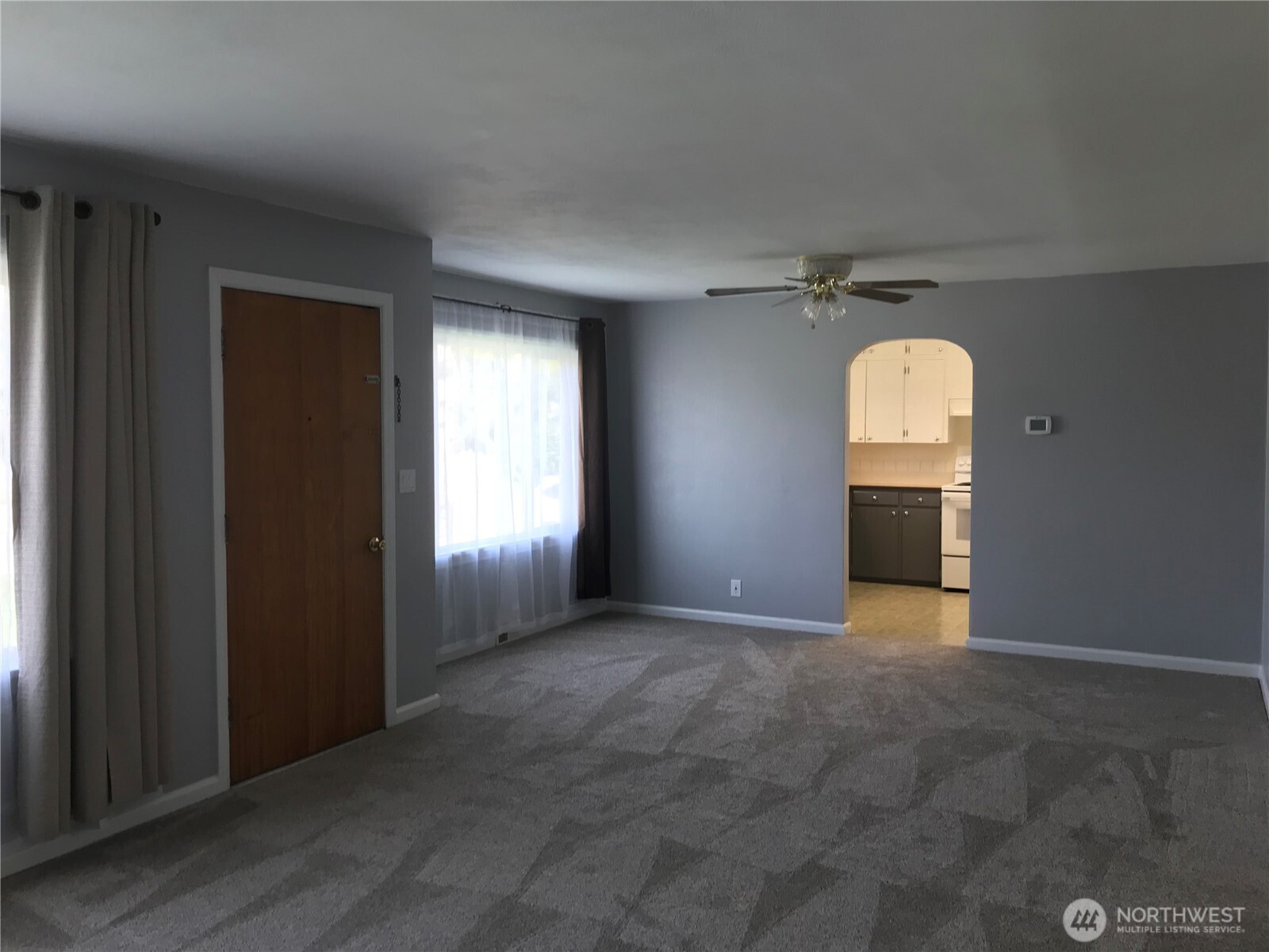 1033 Tyler Street Property Photo 8