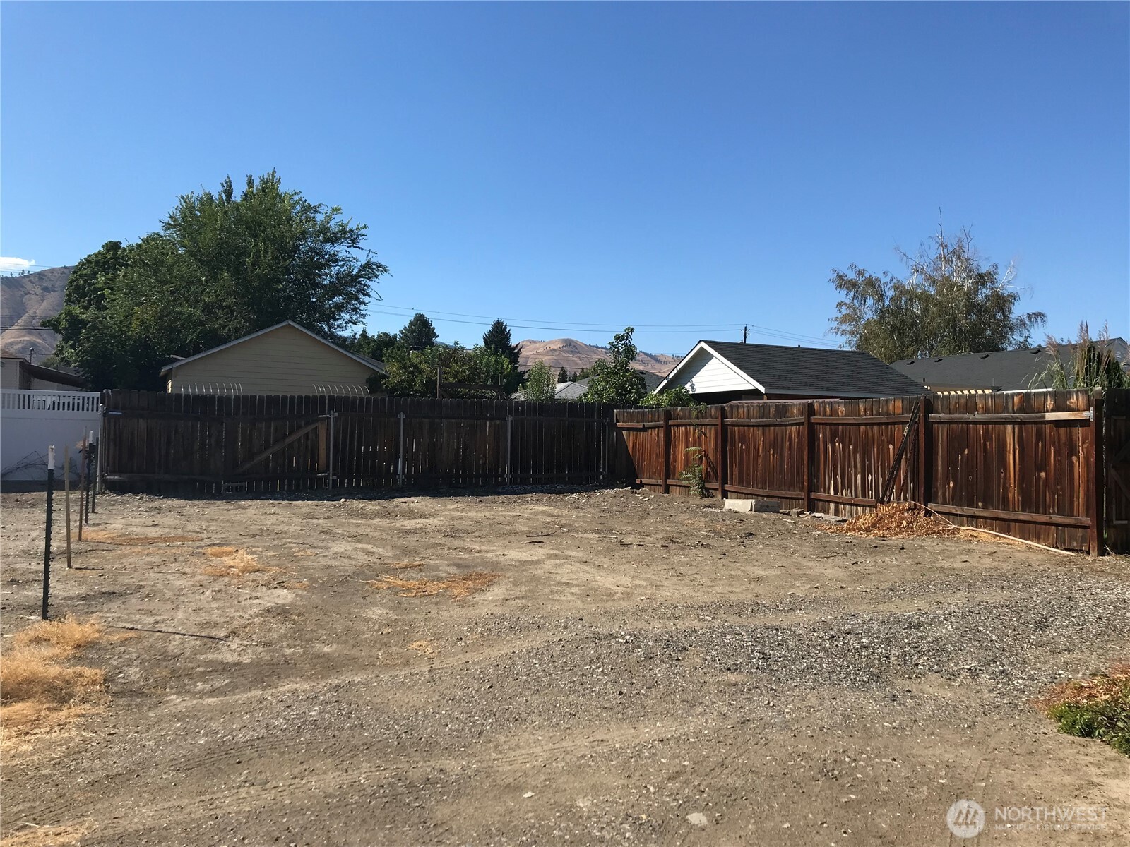 1033 Tyler Street Property Photo 14