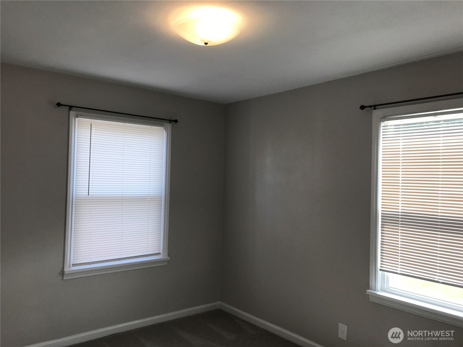 1033 Tyler Street Property Photo 15