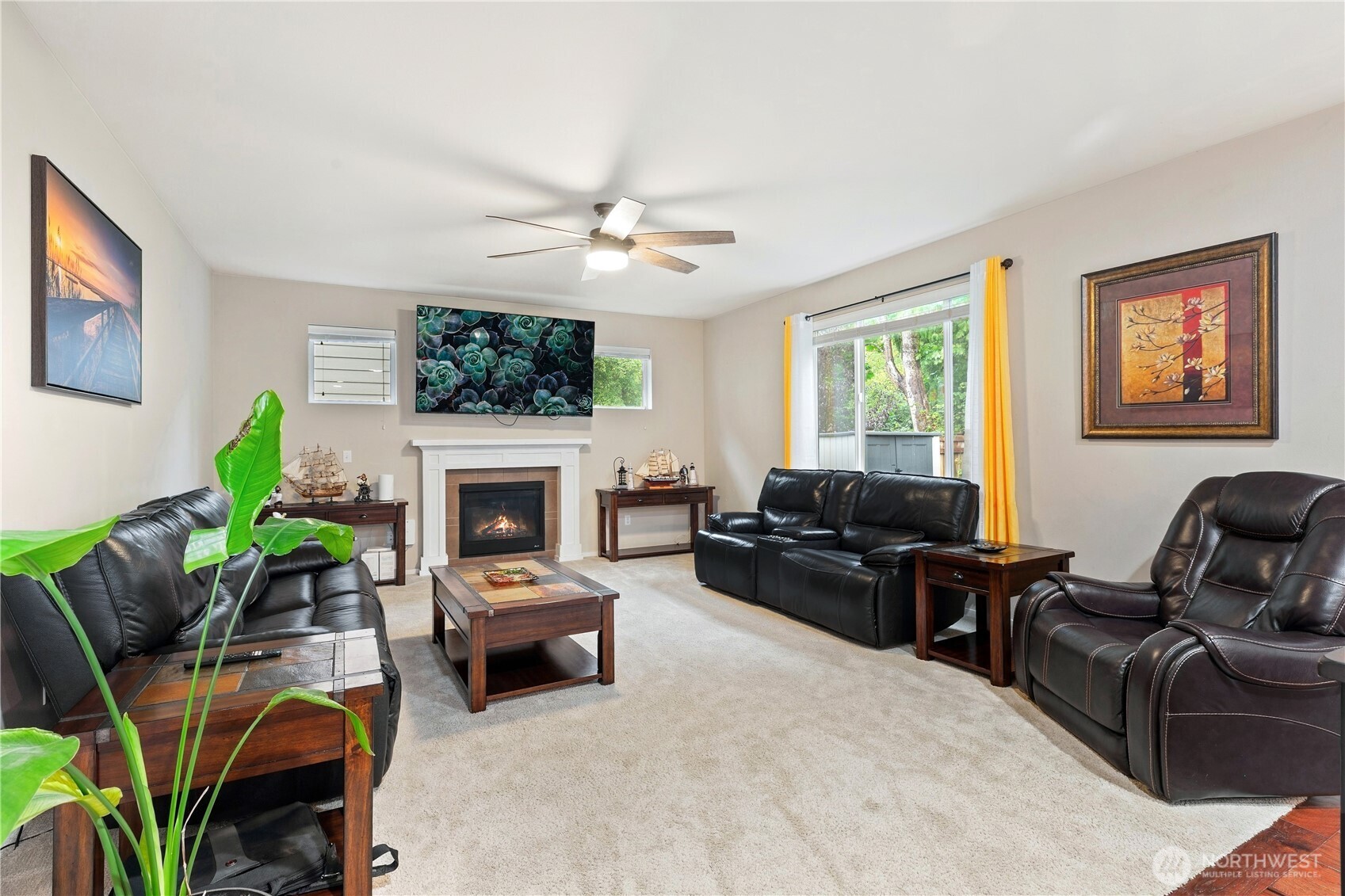 7911 49th Street Property Photo 2