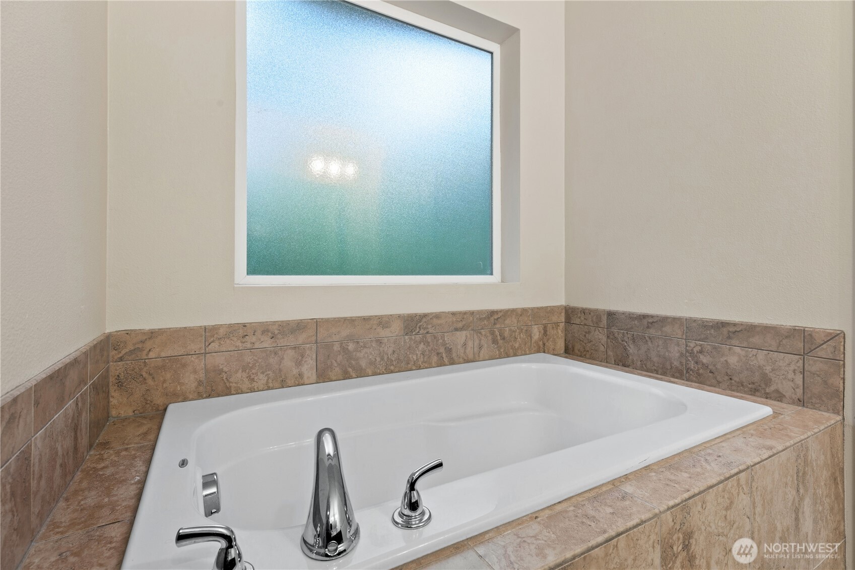 7911 49th Street Property Photo 14