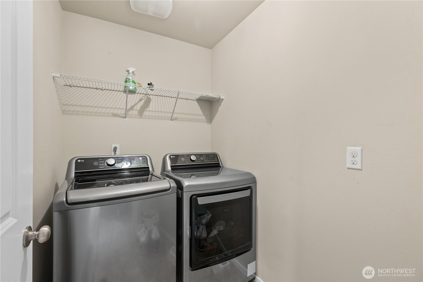 7911 49th Street Property Photo 21