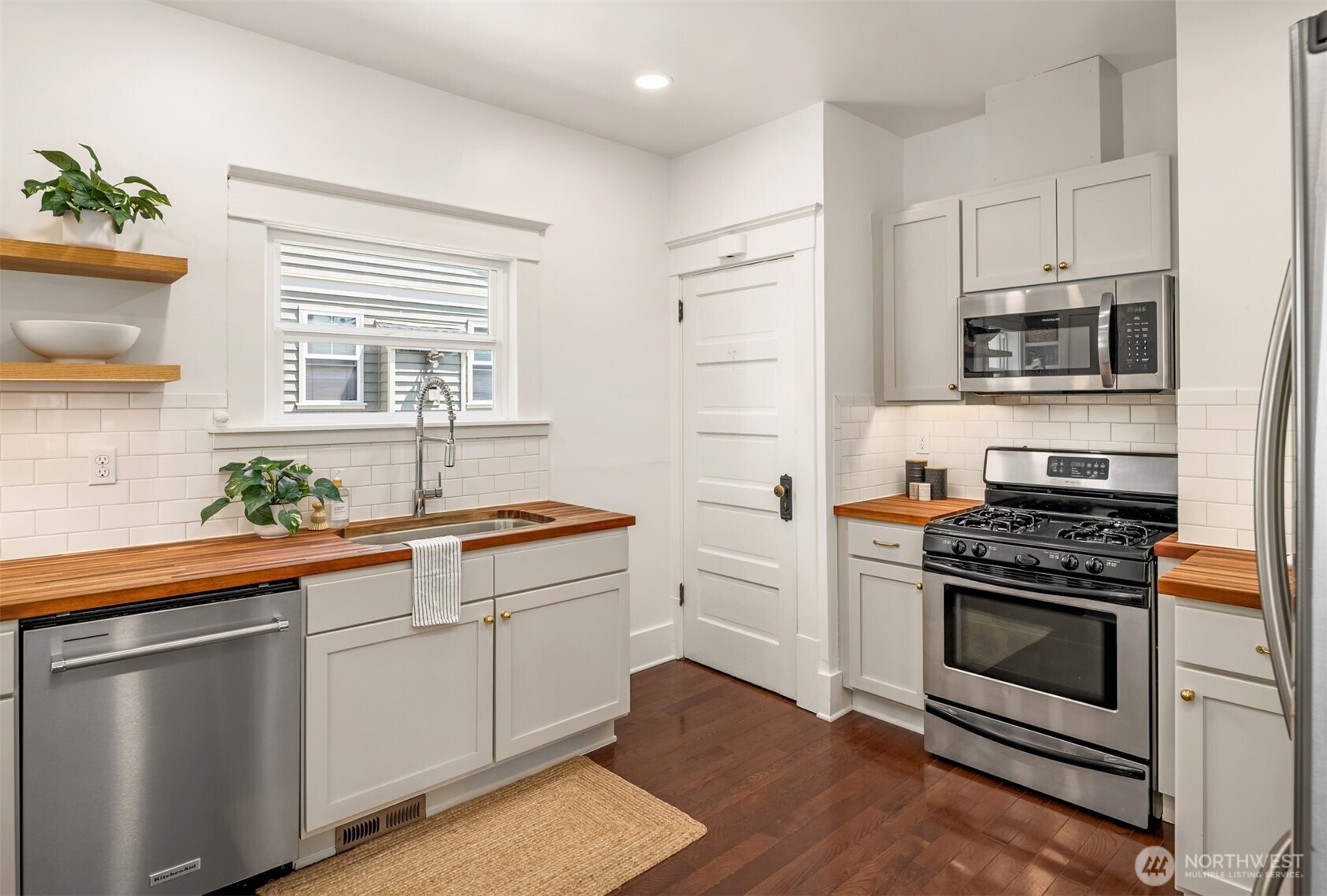 1132 Nw 56th Street Property Photo 13