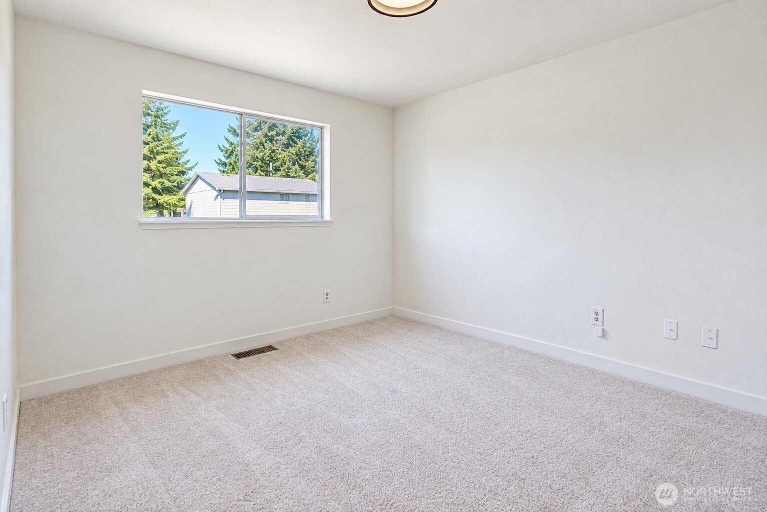 32434 49th Avenue Property Photo 17
