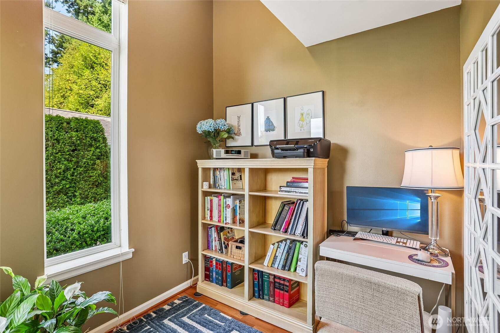 2010 Ne Katsura Street A Property Photo 15