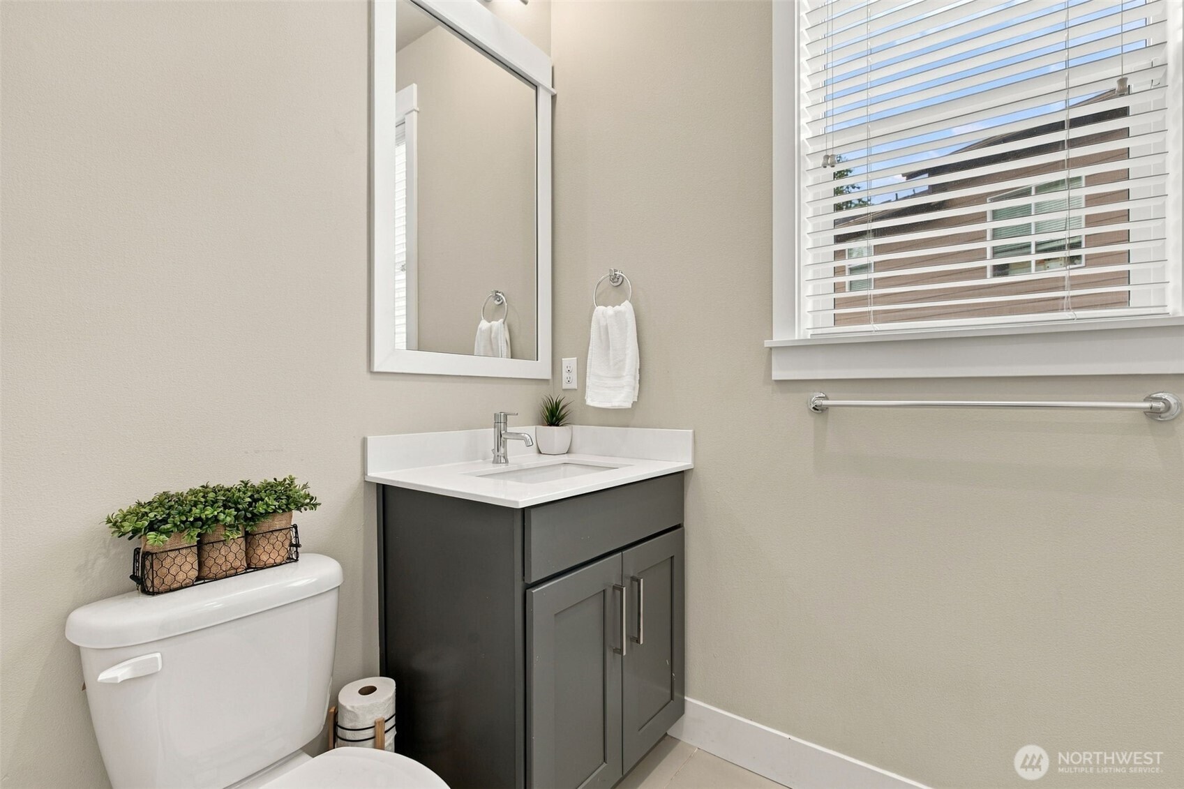 31357 43rd Place Property Photo 11
