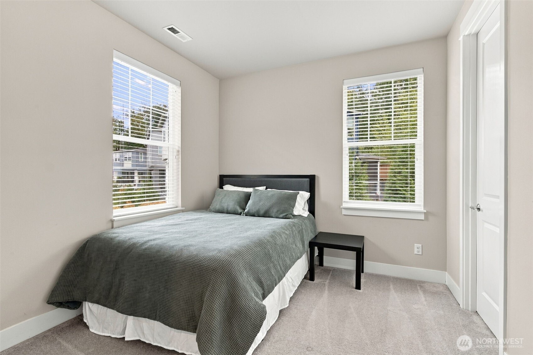 31357 43rd Place Property Photo 28