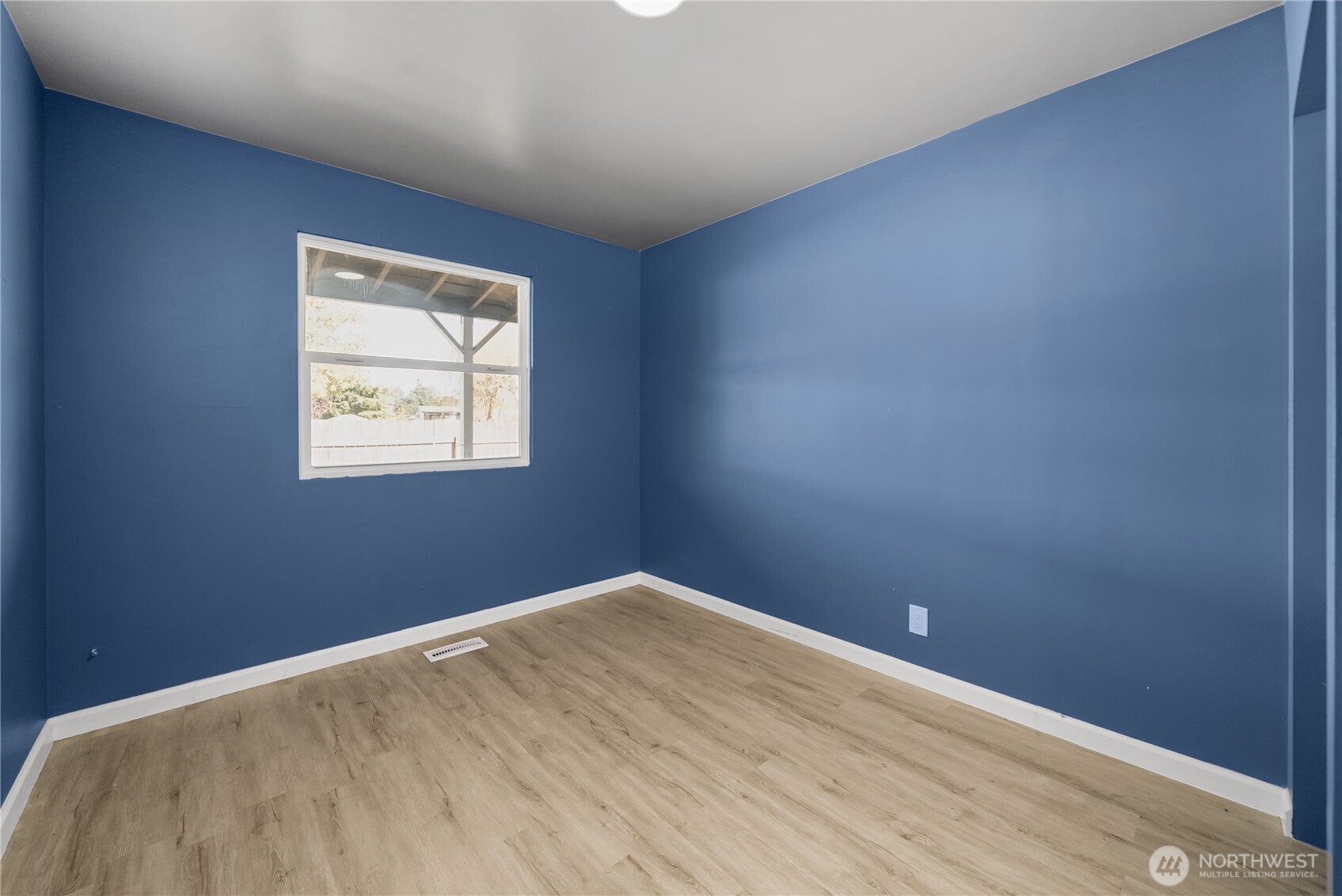 16526 42nd Avenue Ct Property Photo 23